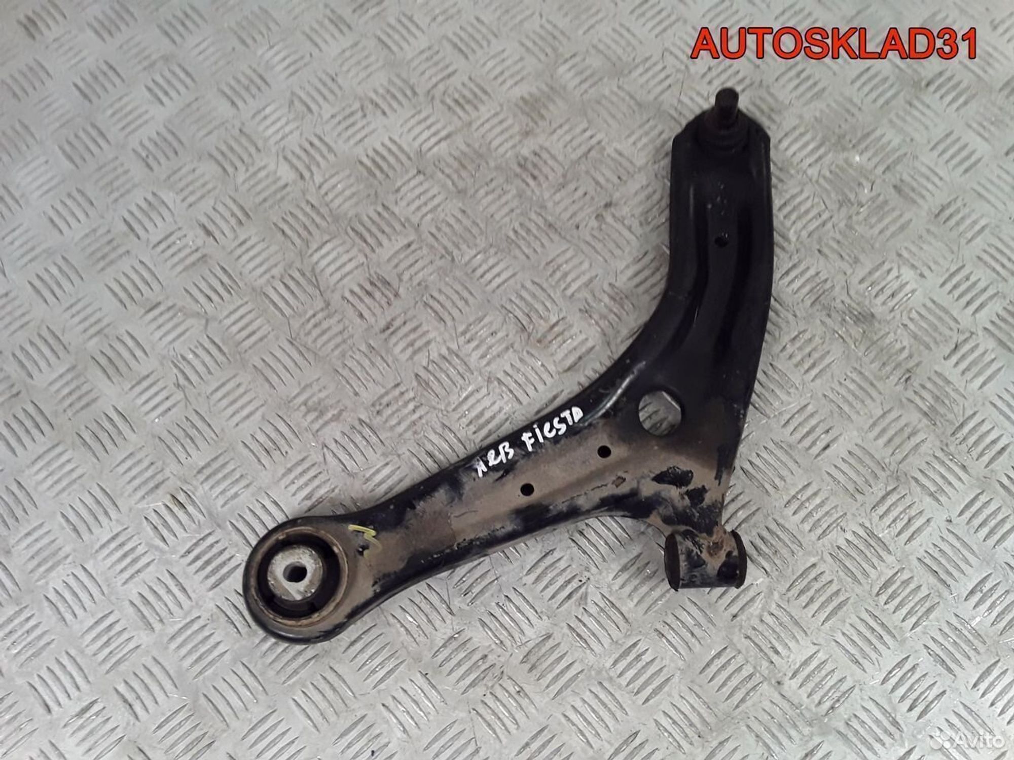 Рычаг передний левый 1737305, 1800 рублей, Дубовое