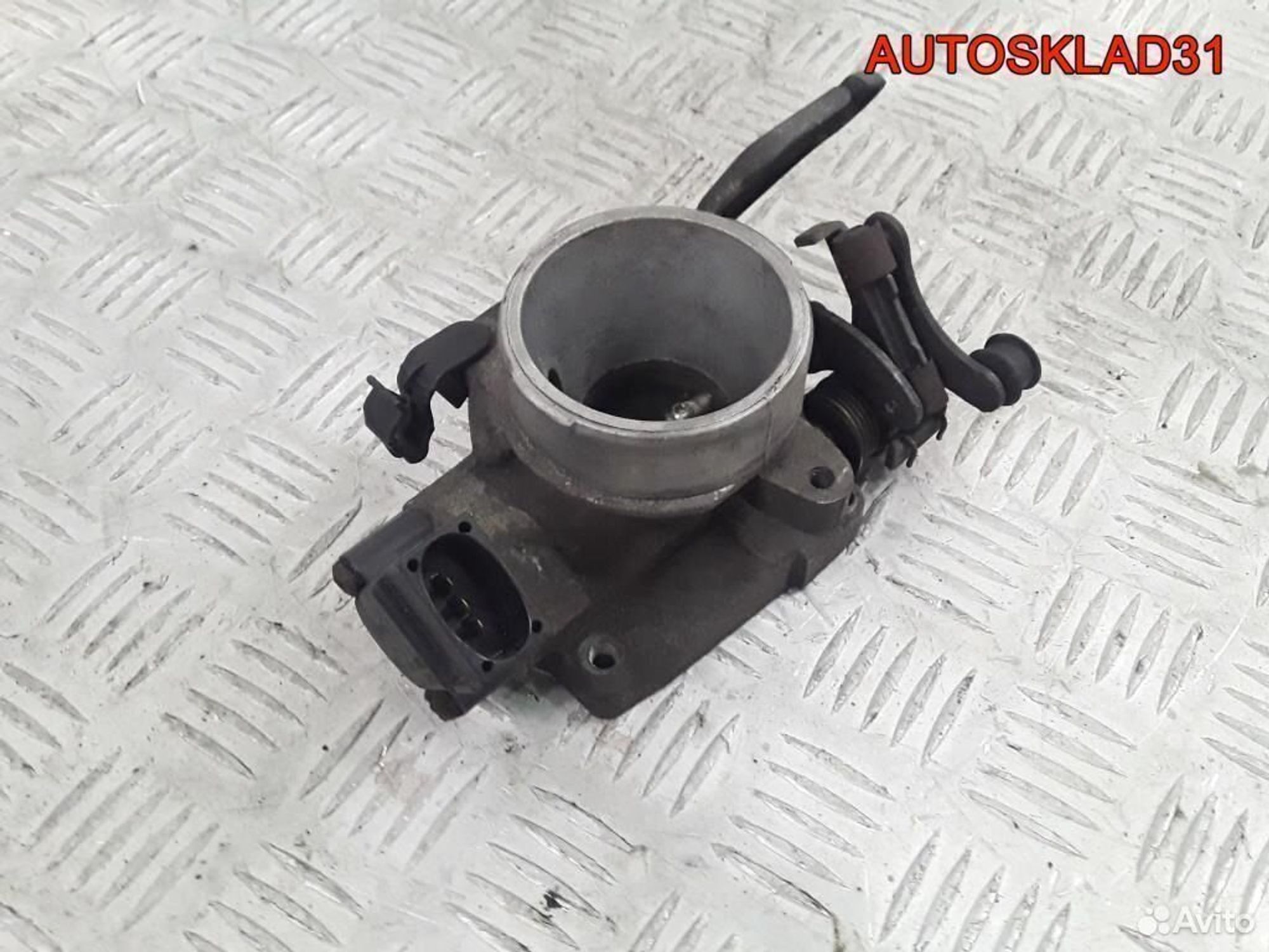 Заслонка дроссельная Ford Fiesta 1,25 DHB, 1700 рублей, Дубовое