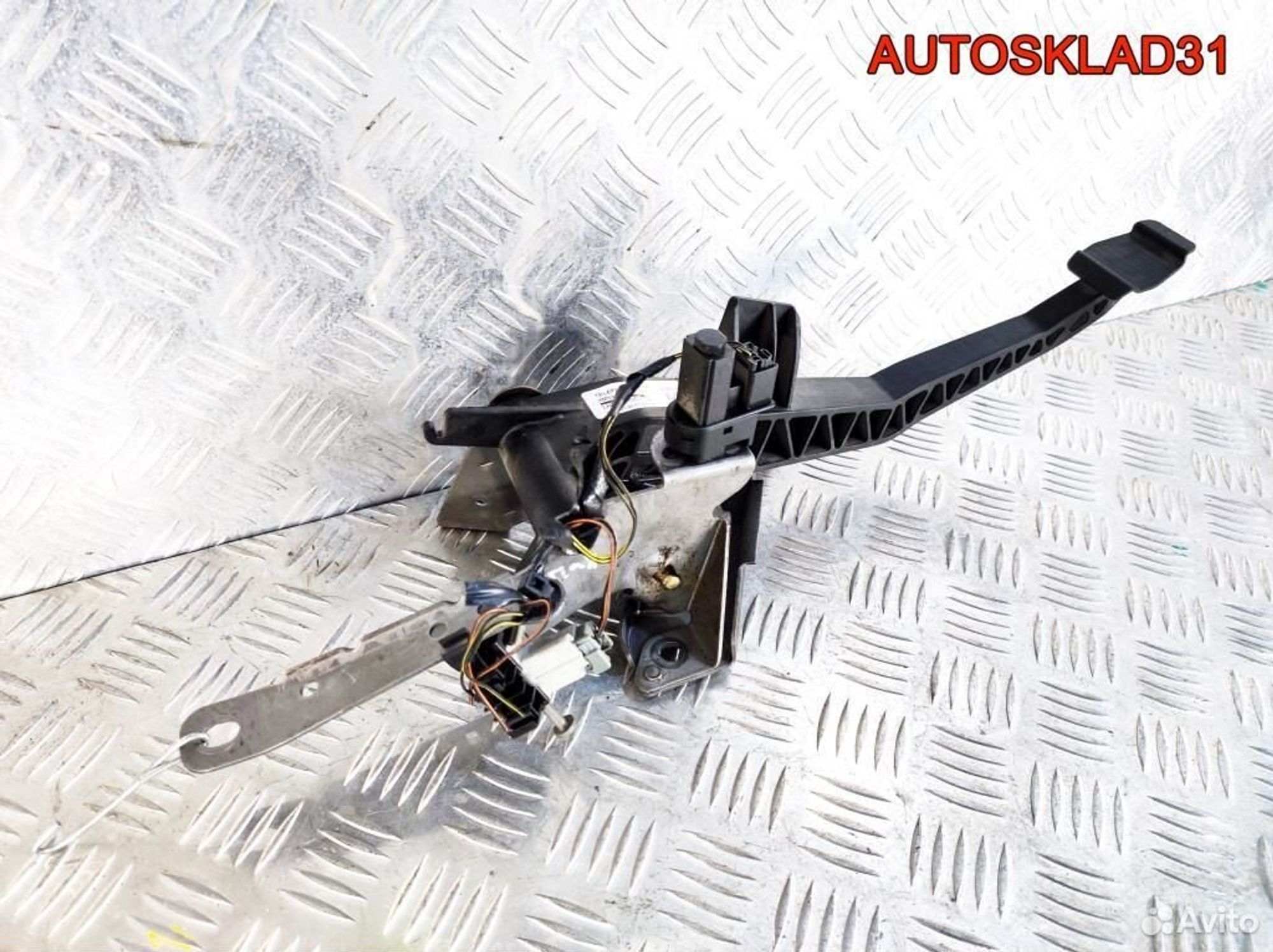 Педаль сцепления Ford C-MAX 3M517B633EK, 1100 рублей, Дубовое