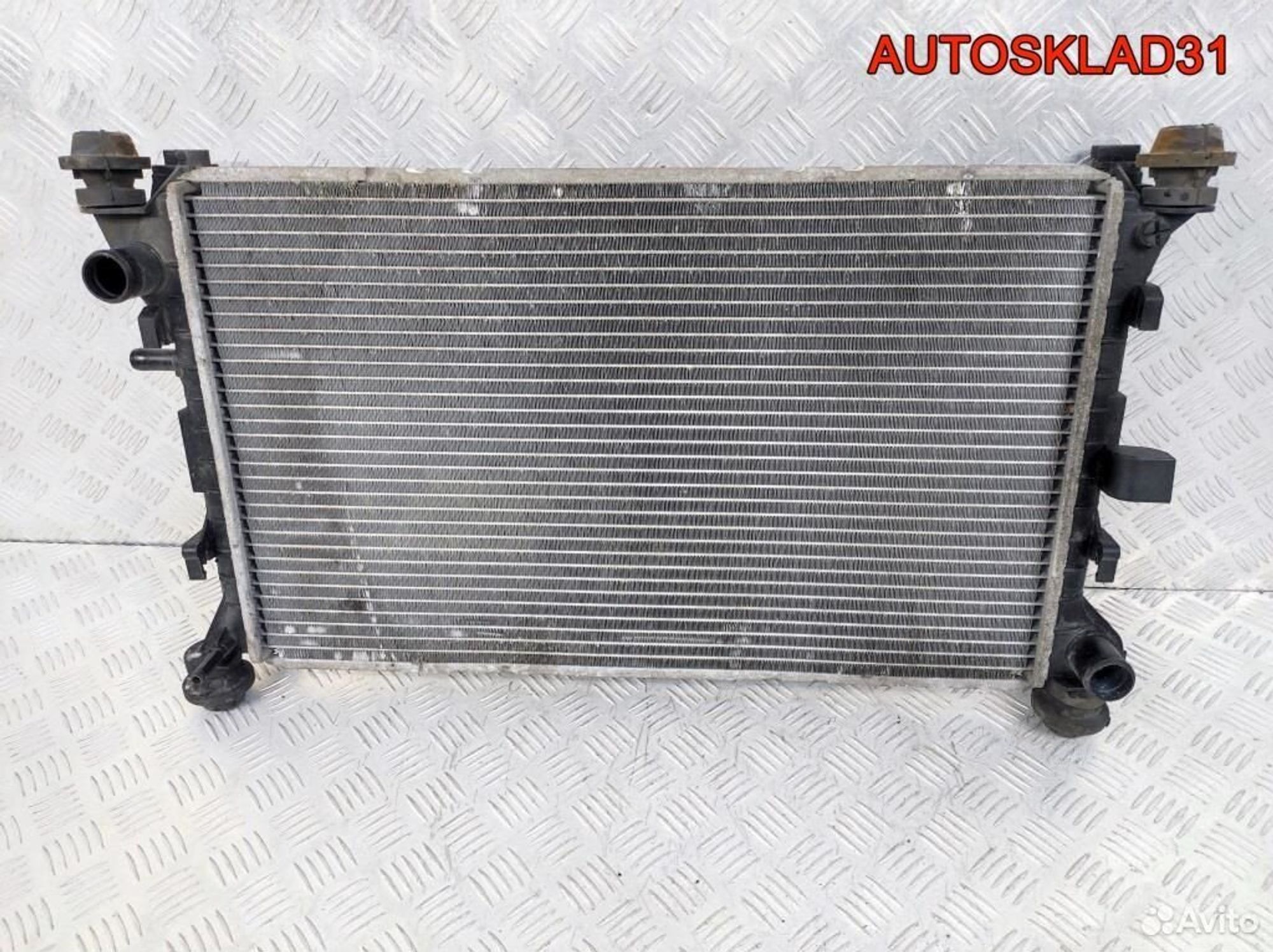 Радиатор основной Ford Focus 1 98AB8005DF, 4100 рублей, Дубовое