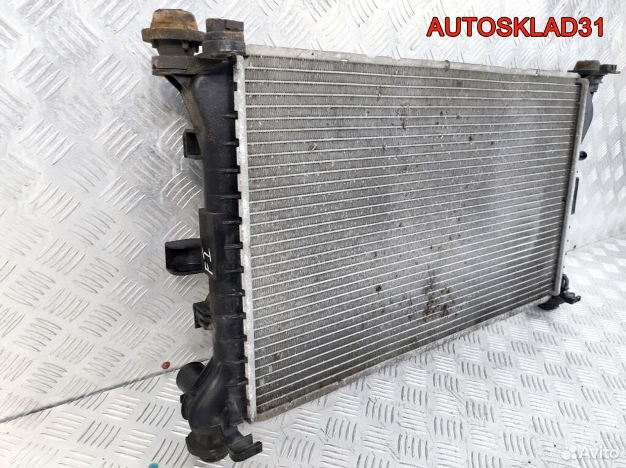 Радиатор основной Ford Focus 1 98AB8005DF, 4100 рублей, Дубовое