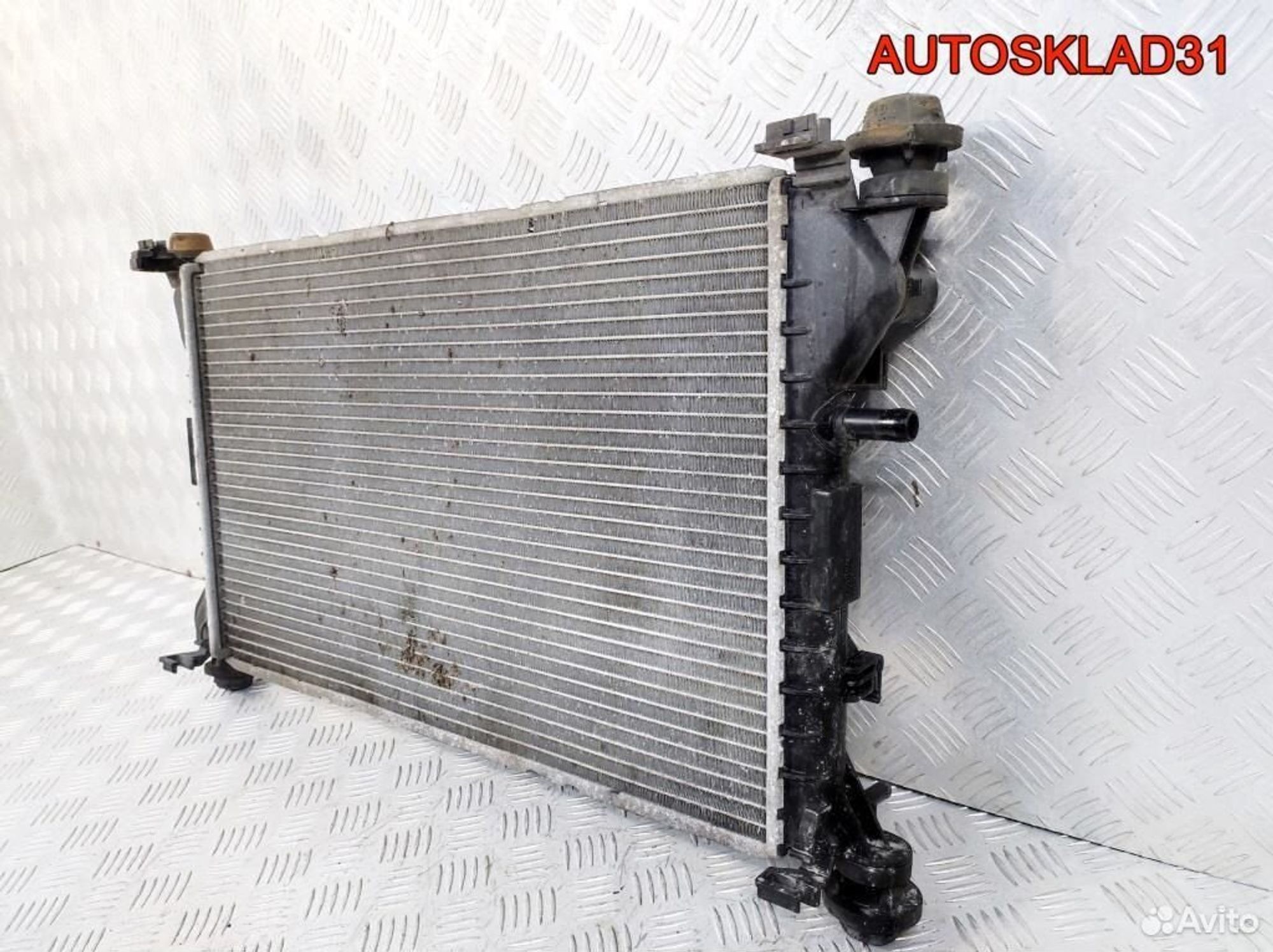 Радиатор основной Ford Focus 1 98AB8005DF, 4100 рублей, Дубовое