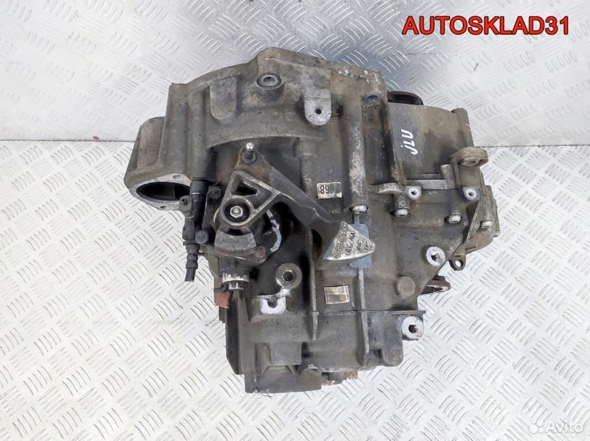 МКПП JLU Дефект Volkswagen Passat B6 2.0 Дизель, 8100 рублей, Дубовое