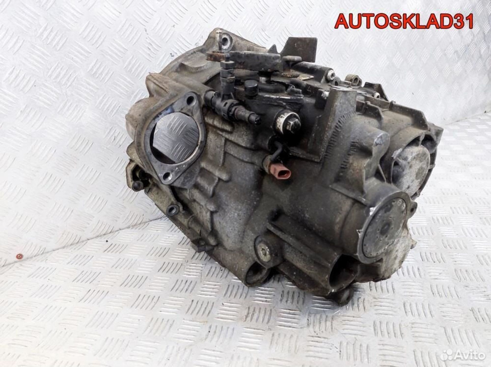 МКПП JLU Дефект Volkswagen Passat B6 2.0 Дизель, 8100 рублей, Дубовое