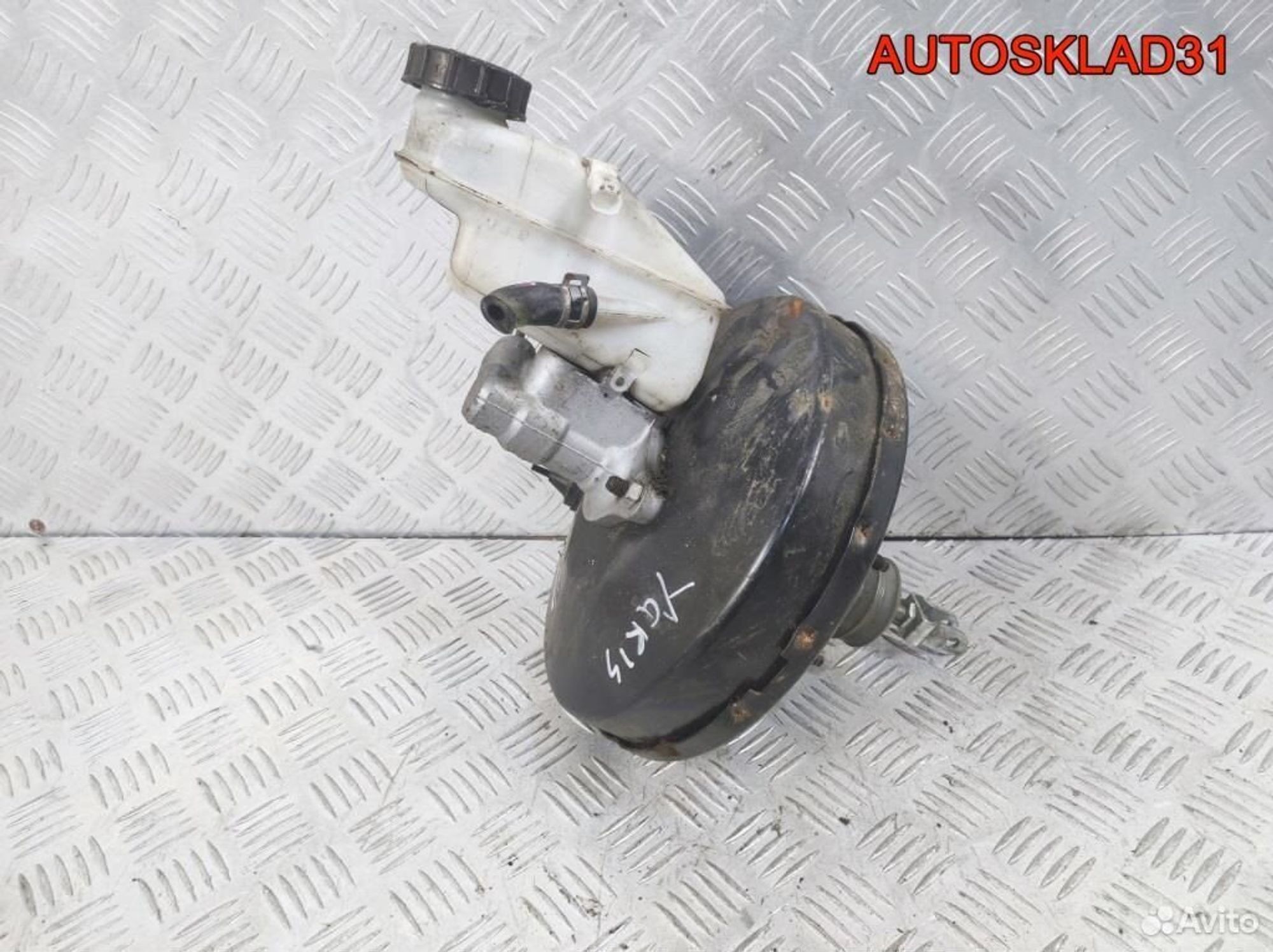 Усилитель тормозов вакуумный Toyota Yaris 1.3 1NR, 2600 рублей, Дубовое