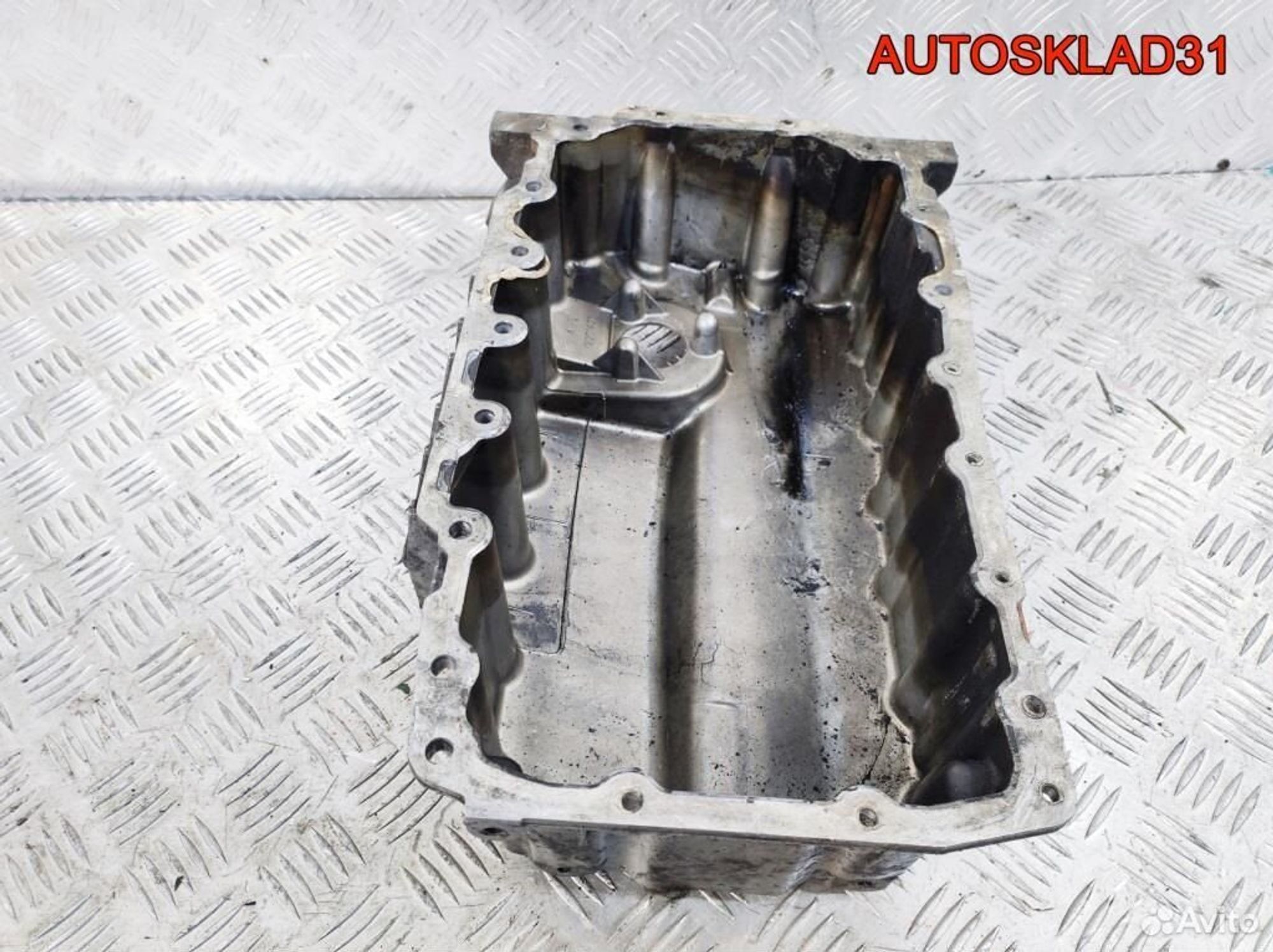 Поддон масляный двигателя VW Passat B6 03G103603, 1700 рублей, Дубовое