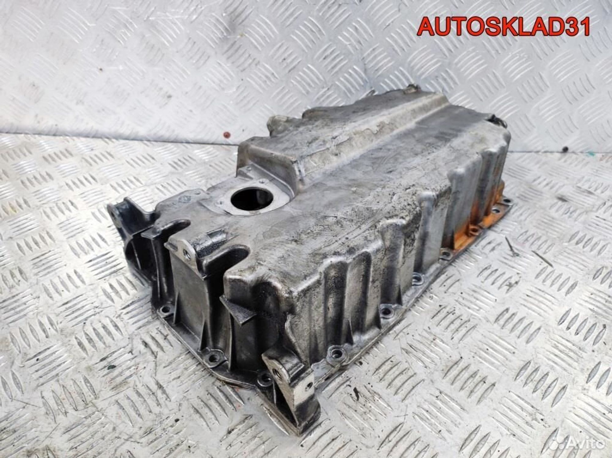 Поддон масляный двигателя VW Passat B6 03G103603, 1700 рублей, Дубовое