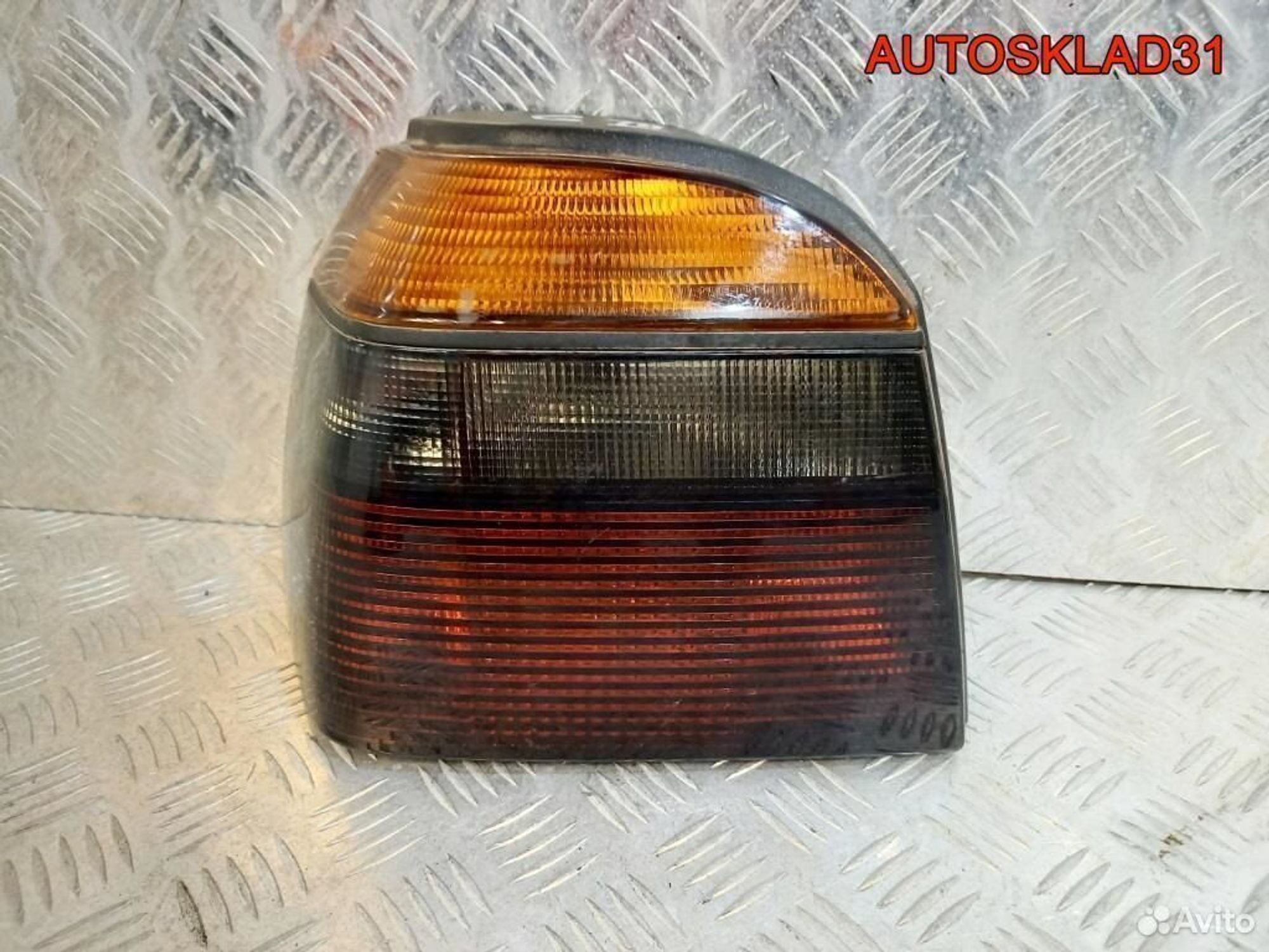 Фонарь задний левый VW Golf 3 1H6945111B, 2500 рублей, Дубовое