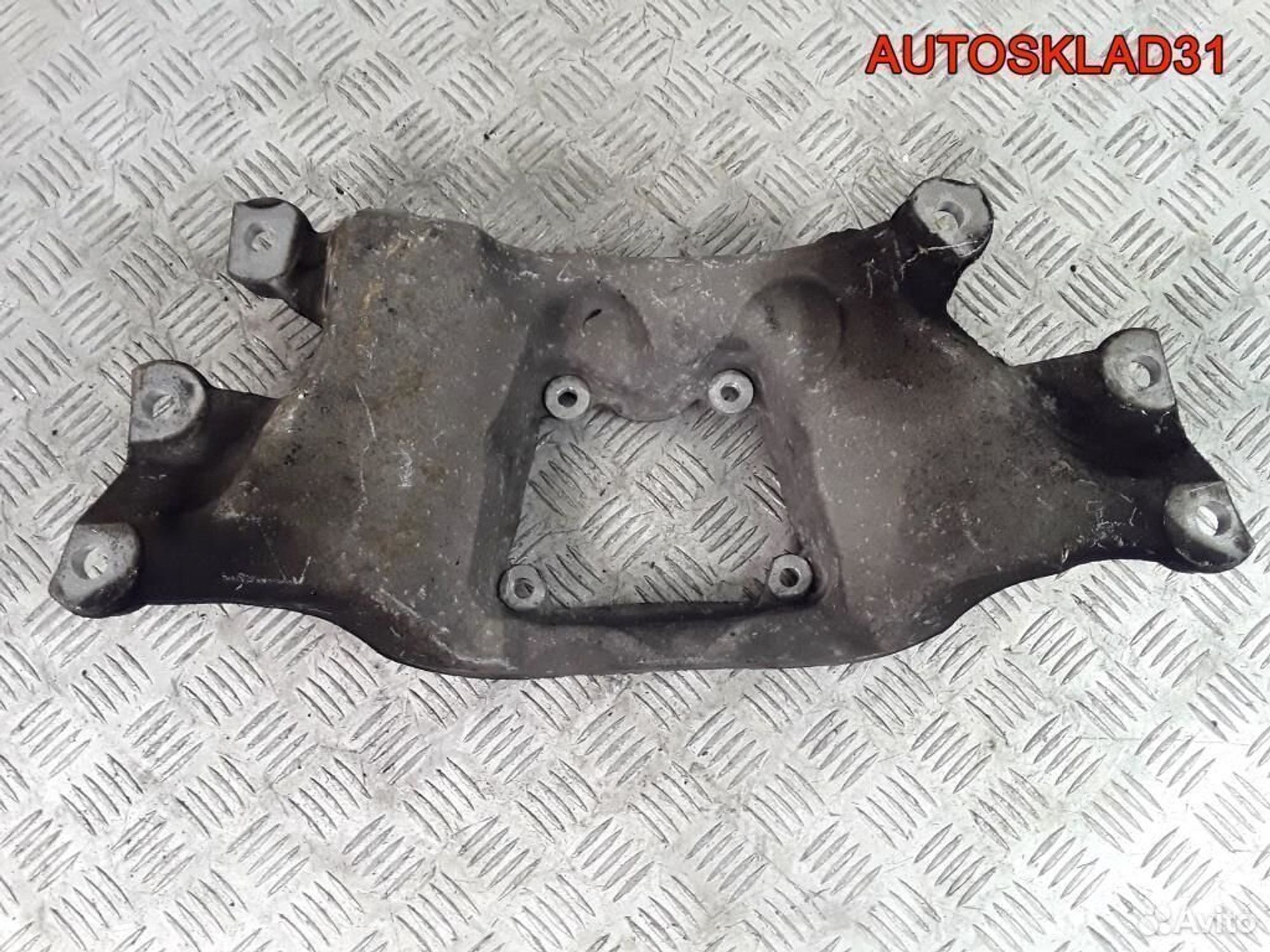 Кронштейн кпп задний Audi A6 C6 4F 4F0399263K, 3400 рублей, Дубовое