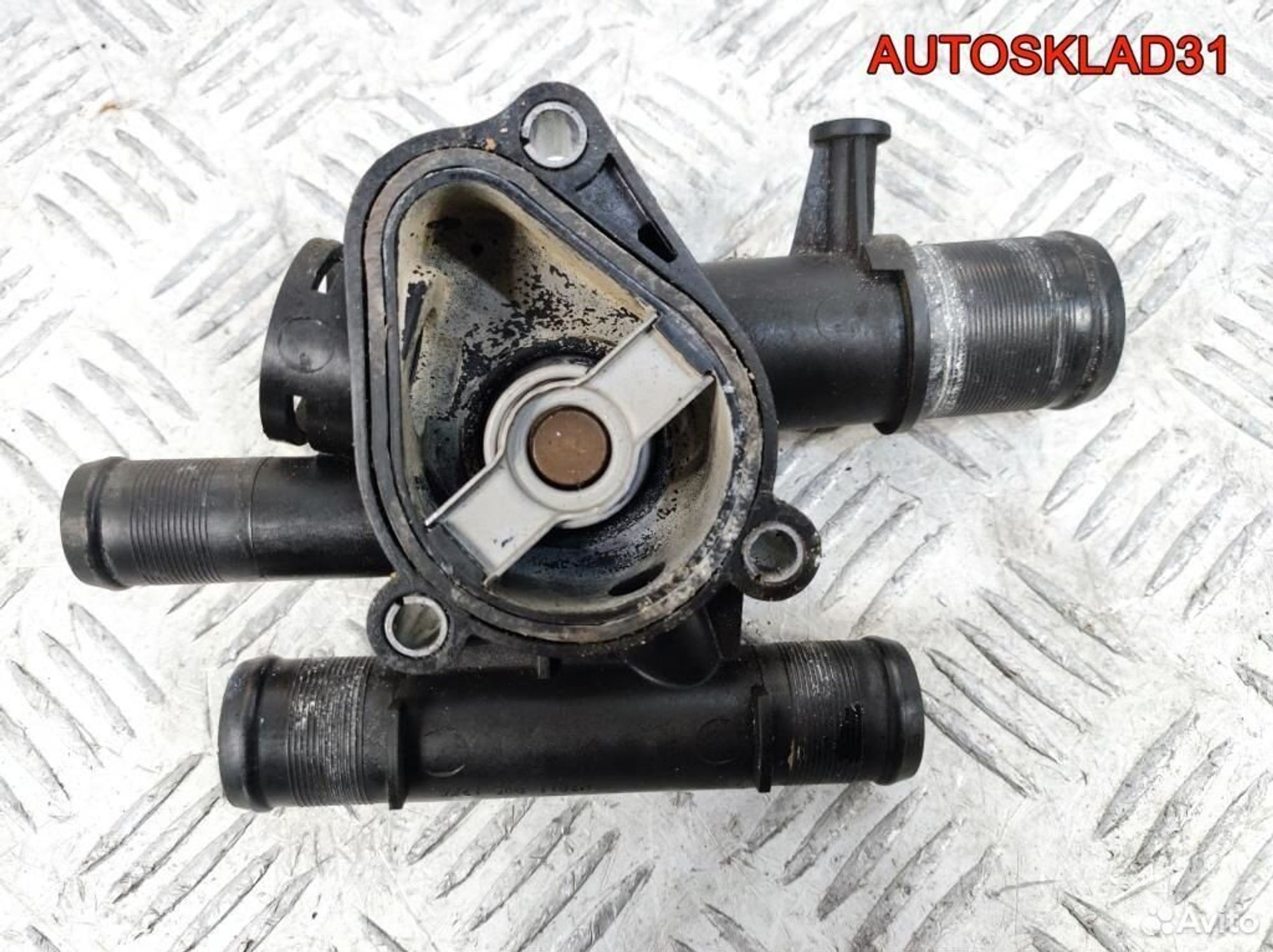 Корпус термостата Renault Laguna 3 F9Q 8200674366, 1700 рублей, Дубовое