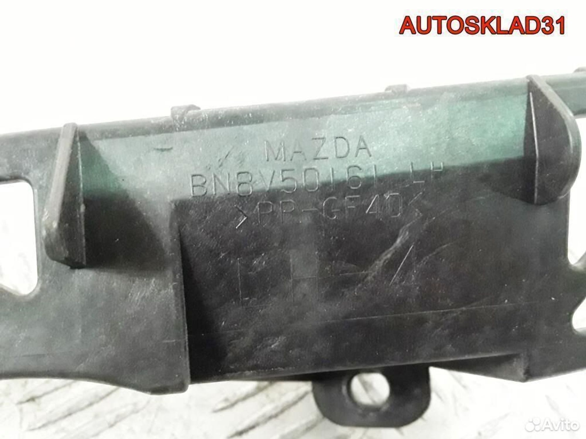 Кронштейн фар левый Mazda 3 BK седан BN8V50161, 1200 рублей, Дубовое