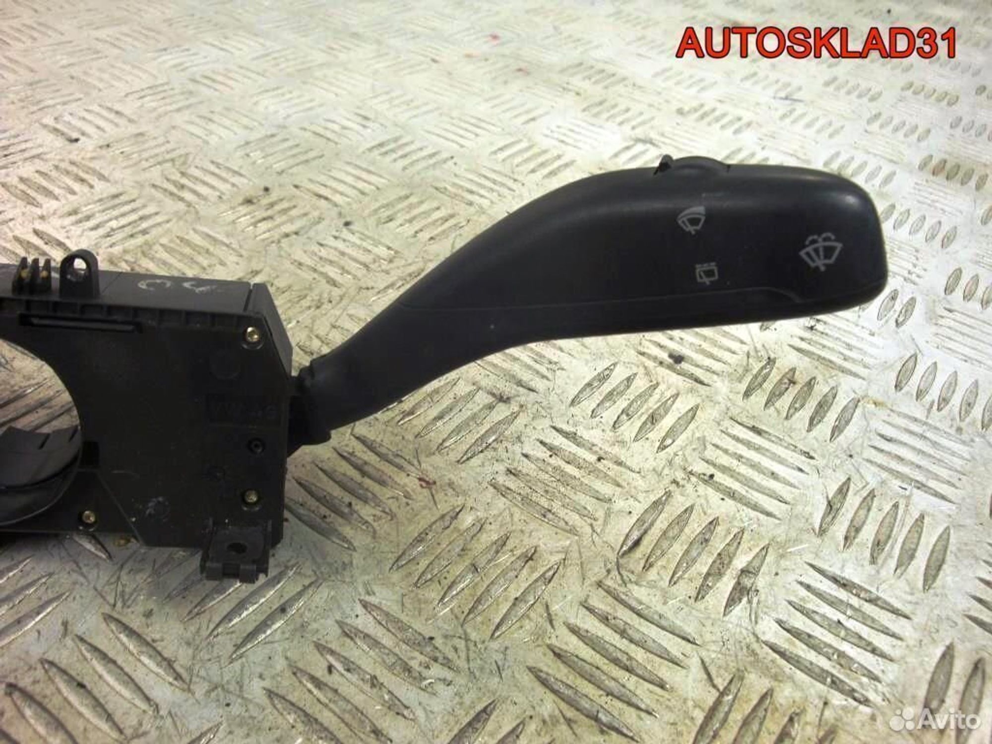 Переключатель подрулевой VW Polo 6Q0953503AD, 3600 рублей, Дубовое