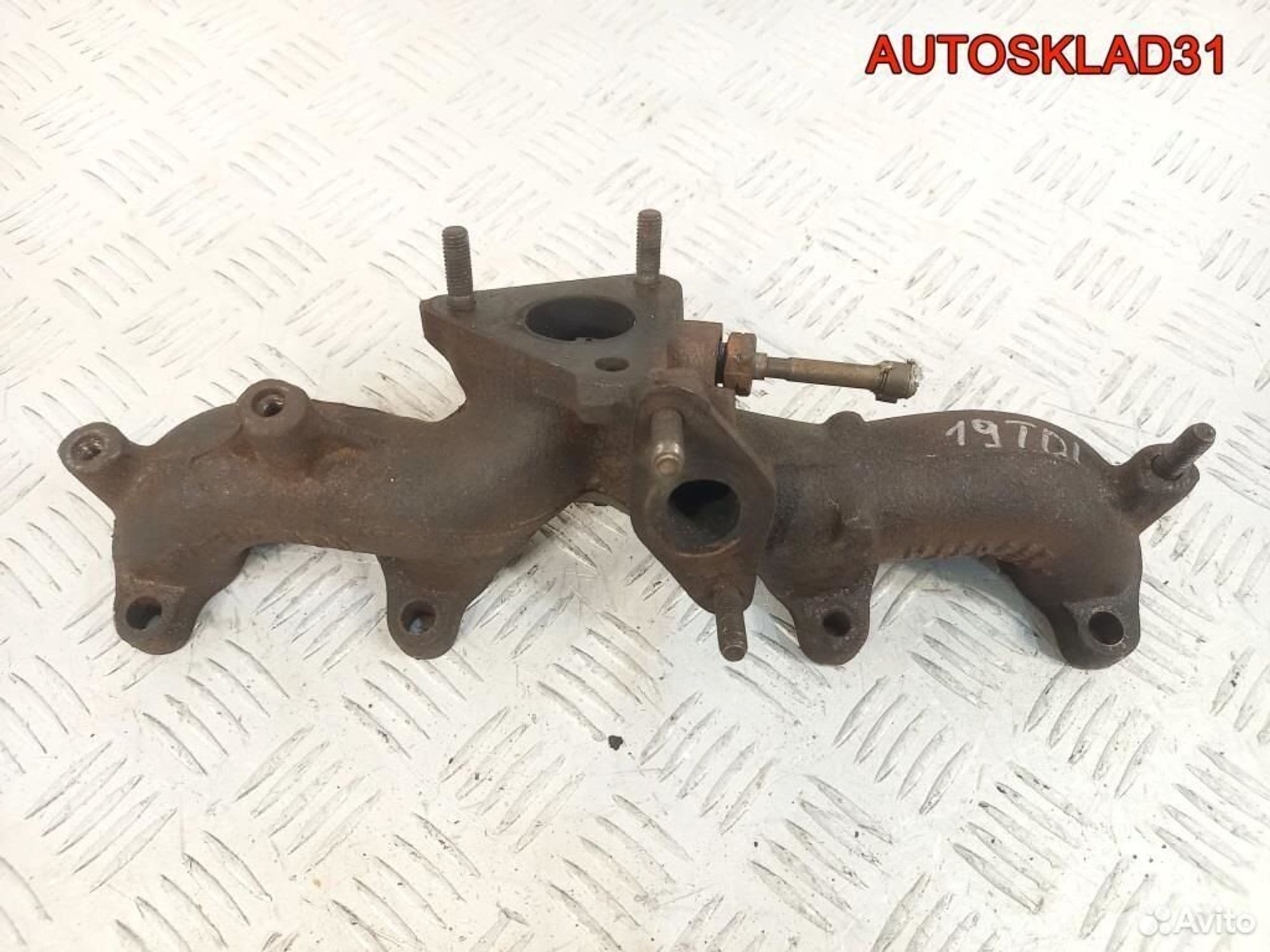 Коллектор выпускной Audi A4 B7 1.9 TDI 038253033H, 500 рублей, Дубовое