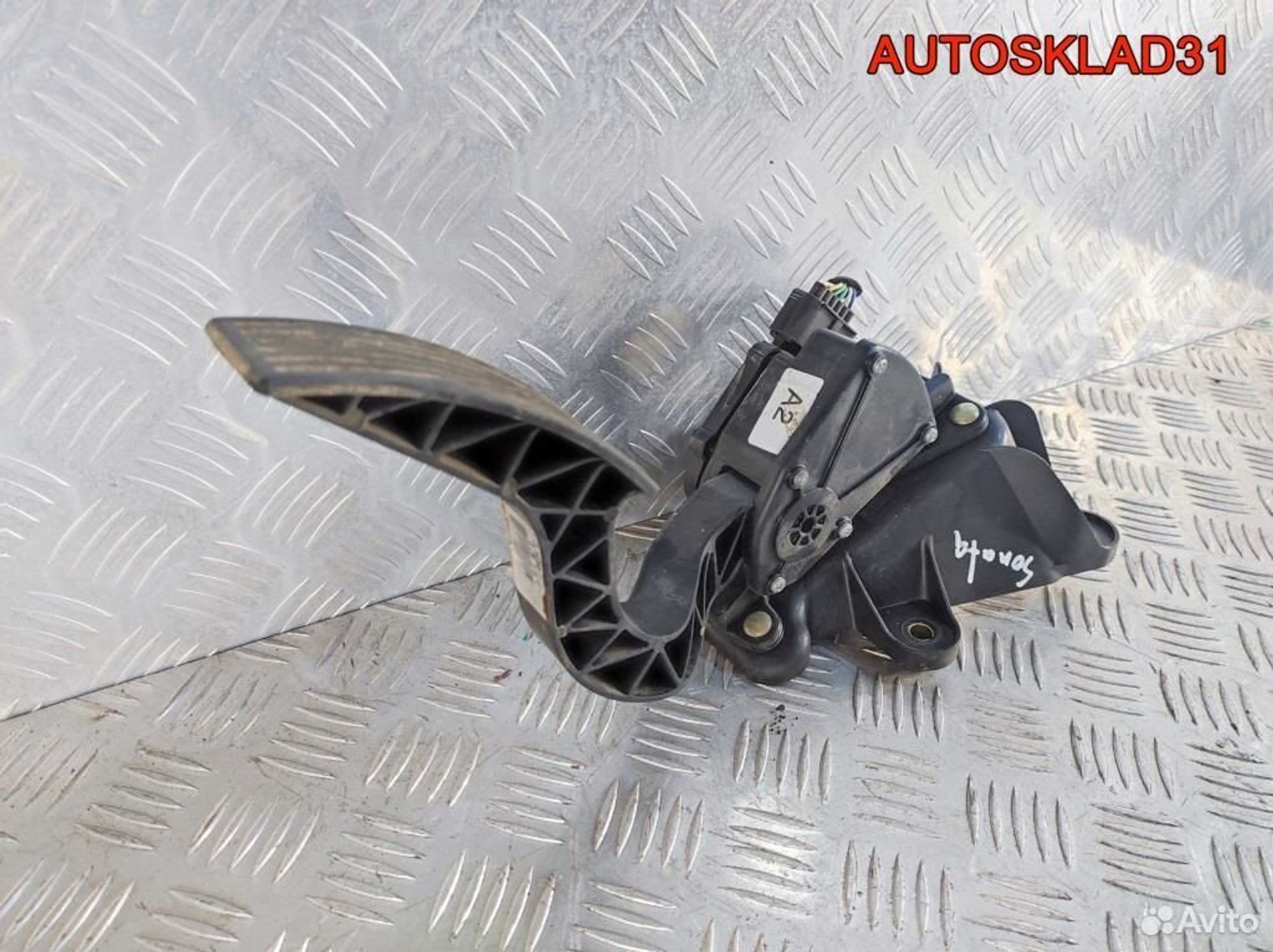 Педаль газа Hyundai Sonata 5 NF 327103K000, 1700 рублей, Дубовое