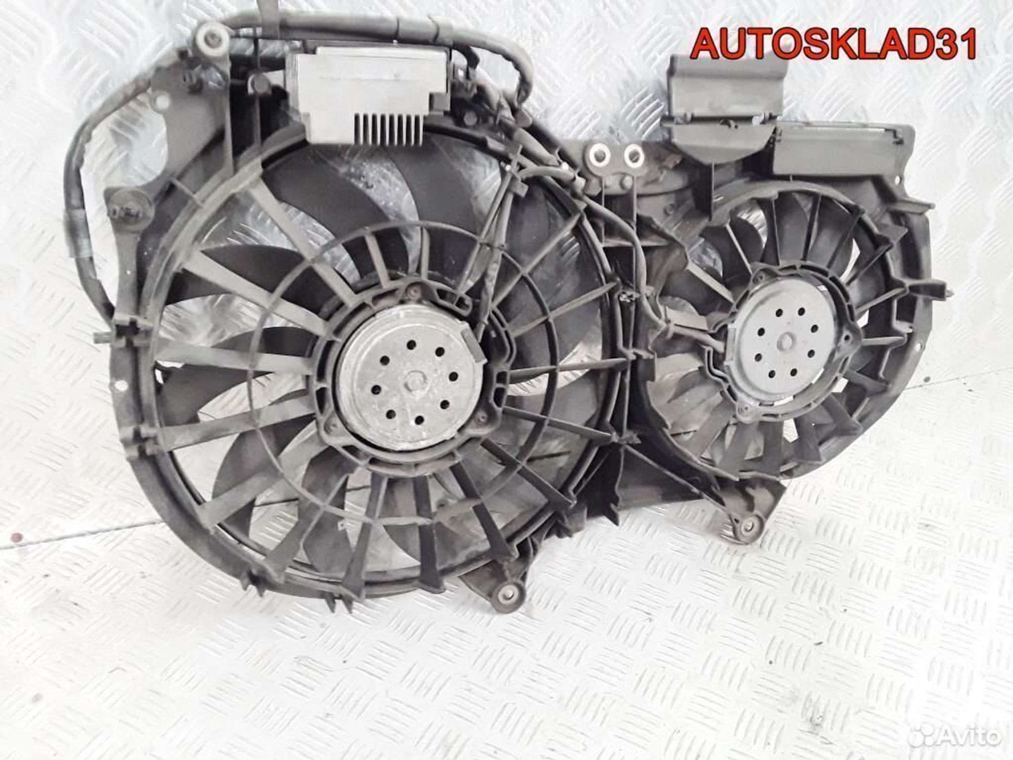 Вентилятор радиатора Audi A4 B6 3,0 ASN 8E0121205D, 9800 рублей, Дубовое