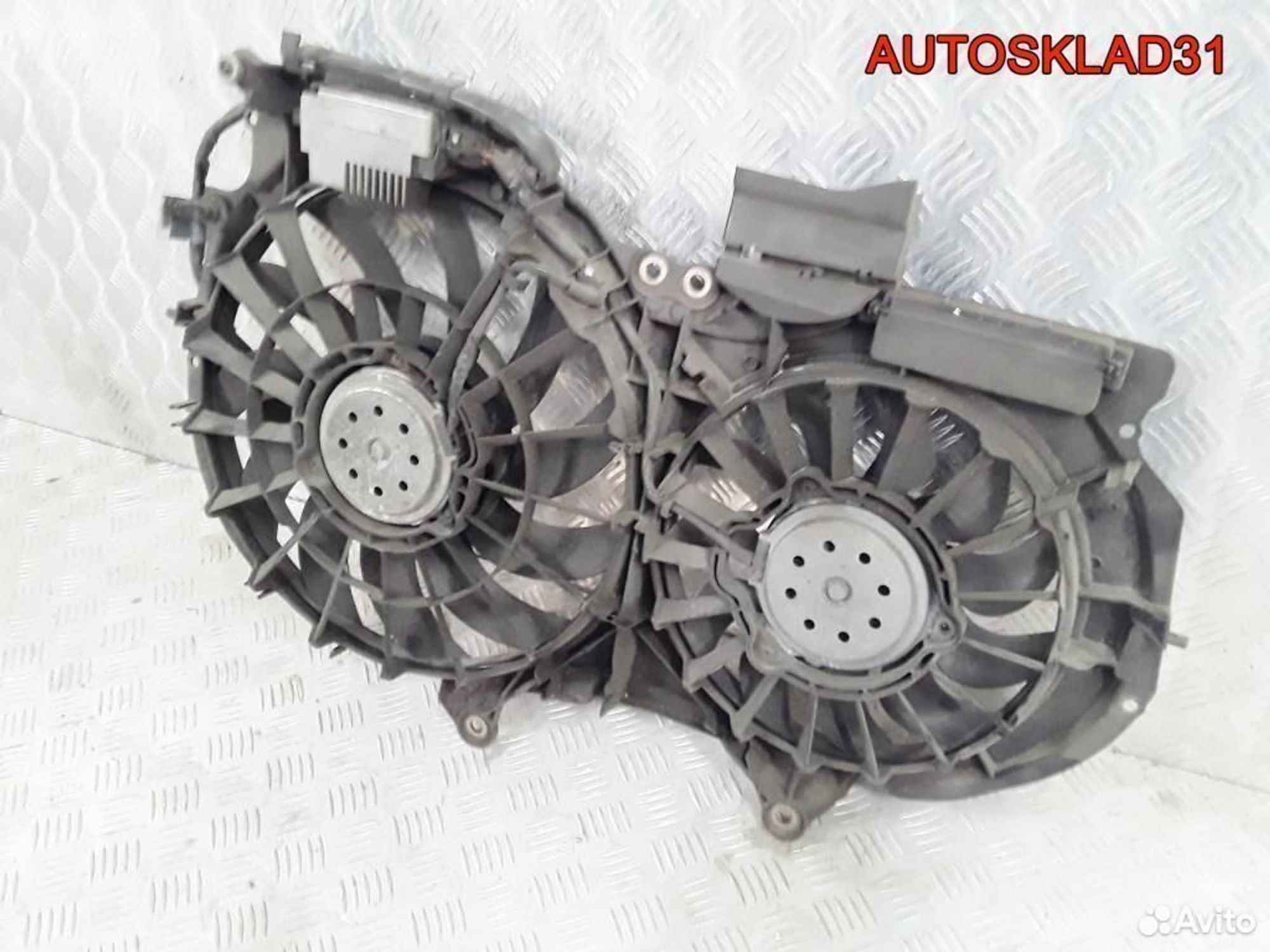 Вентилятор радиатора Audi A4 B6 3,0 ASN 8E0121205D, 9800 рублей, Дубовое