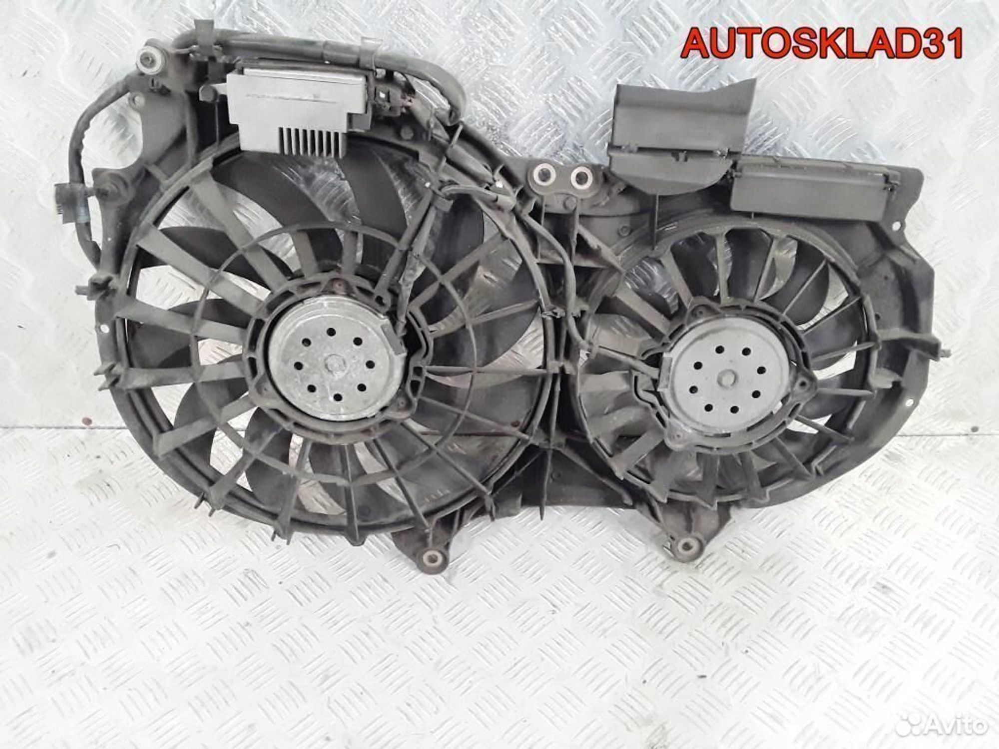 Вентилятор радиатора Audi A4 B6 3,0 ASN 8E0121205D, 9800 рублей, Дубовое