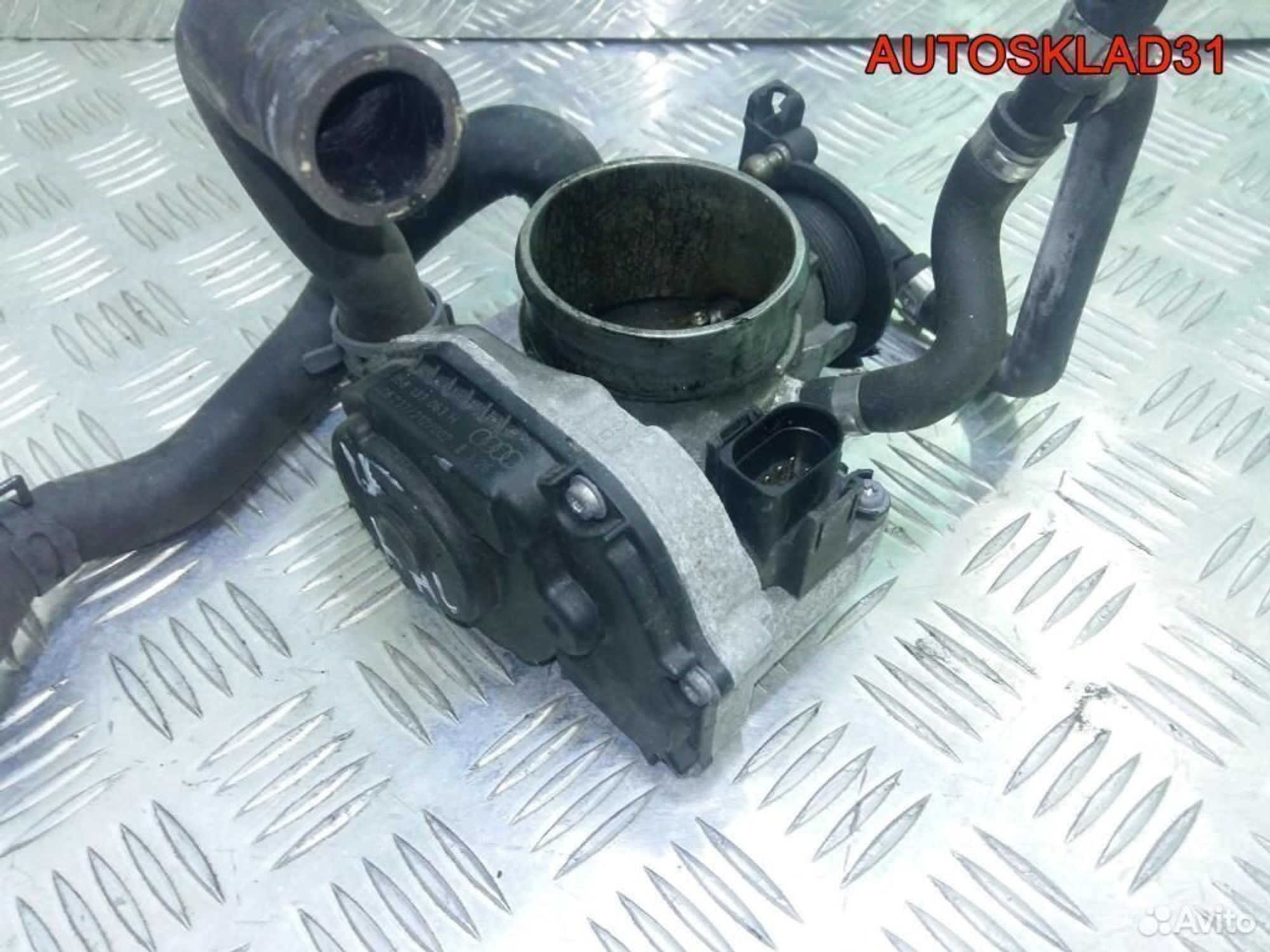 Заслонка дроссельная VW Passat B5 AHL 058133063H, 4100 рублей, Дубовое