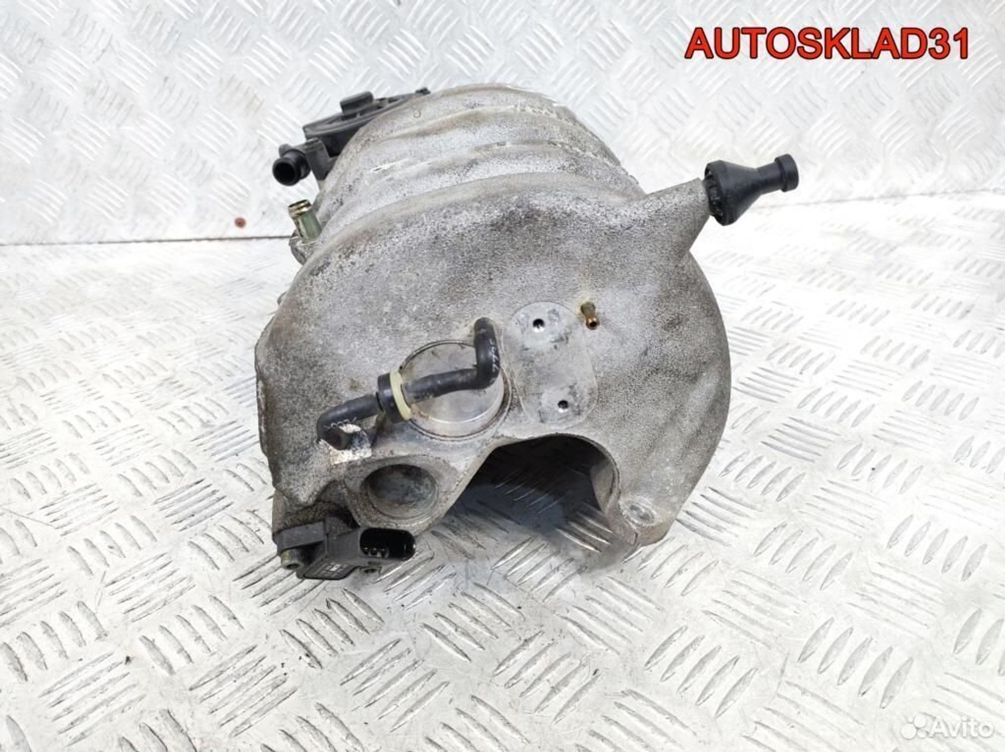 Коллектор впускной Volkswagen Golf 4 036129711EL, 3600 рублей, Дубовое