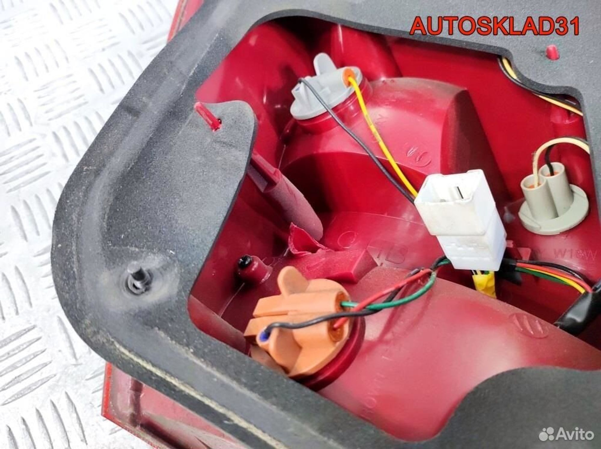 Фонарь задний правый Kia Cerato 924022F210, 4100 рублей, Дубовое