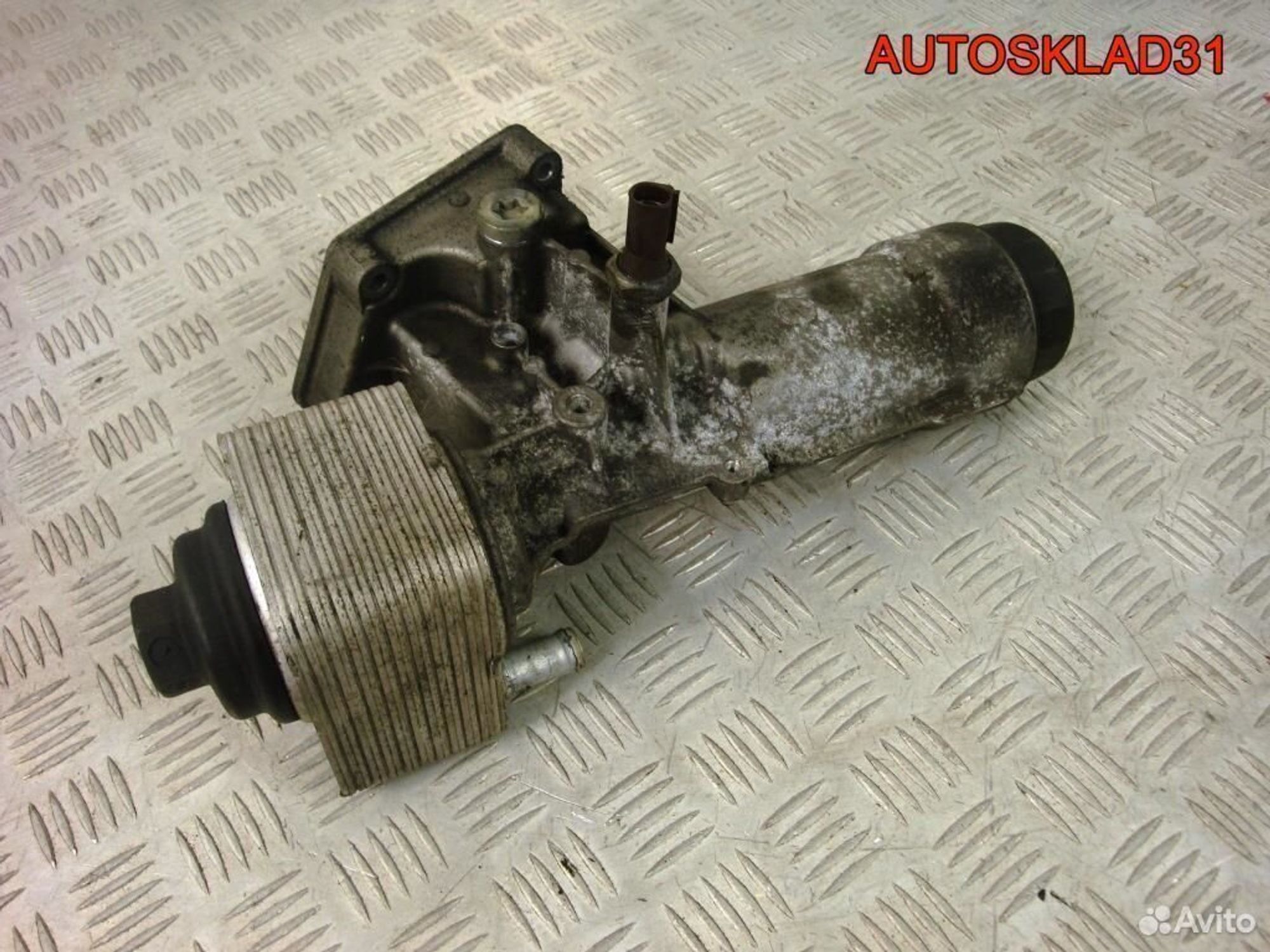 Корпус масляного фильтра Audi A6 C5 AVF 038115389C, 2100 рублей, Дубовое