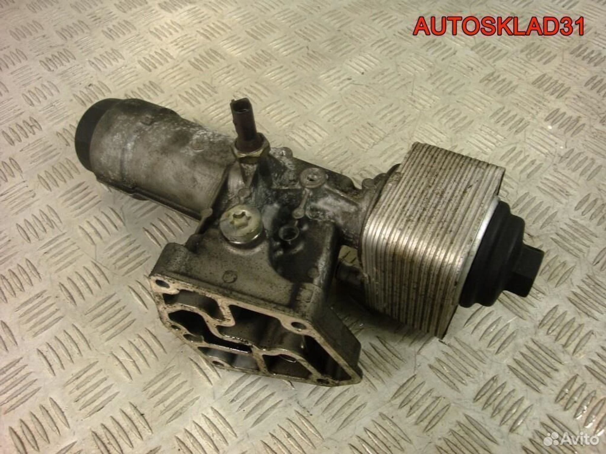 Корпус масляного фильтра Audi A6 C5 AVF 038115389C, 2100 рублей, Дубовое