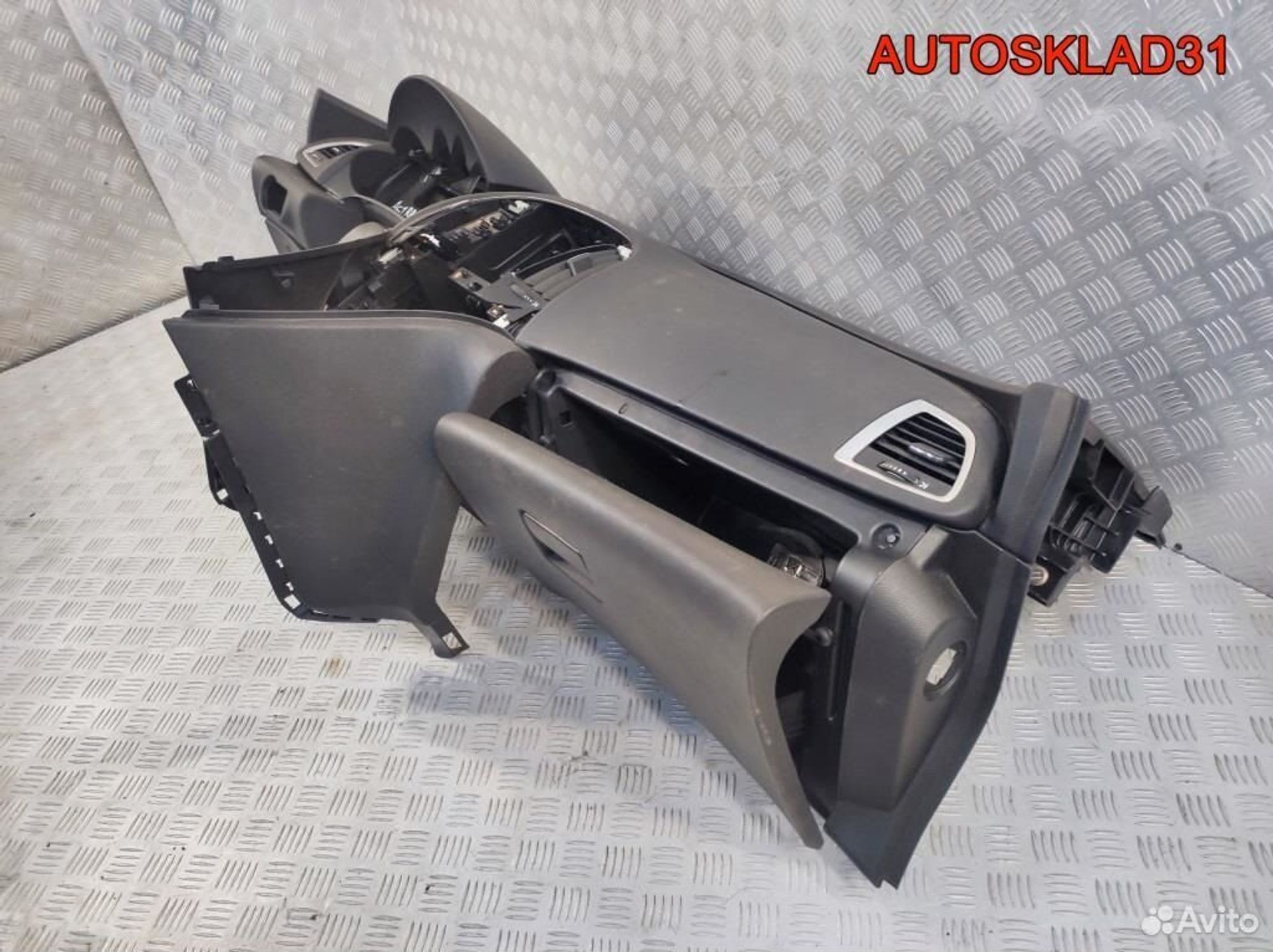 Торпедо Opel Astra J 13301067, 20300 рублей, Дубовое