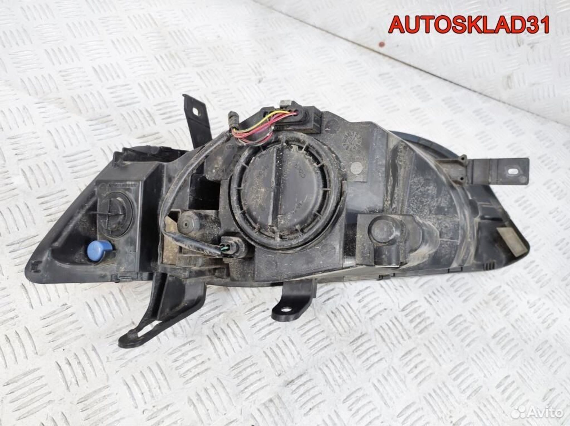 Фара правая Mitsubishi Colt Z3 8301B180, 22400 рублей, Дубовое