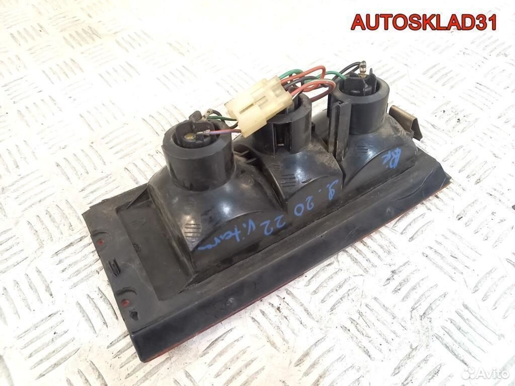 Фонарь задний правый Suzuki Vitara 1 3565060A22, 1700 рублей, Дубовое