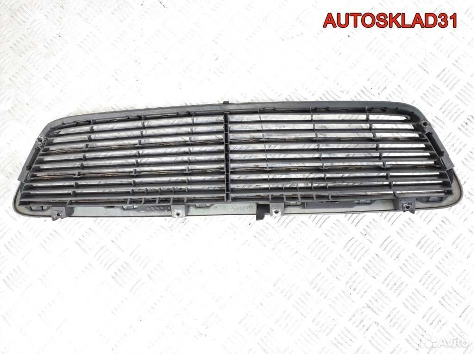 Решетка радиатора Mercedes W203 A2038800483, 2600 рублей, Дубовое