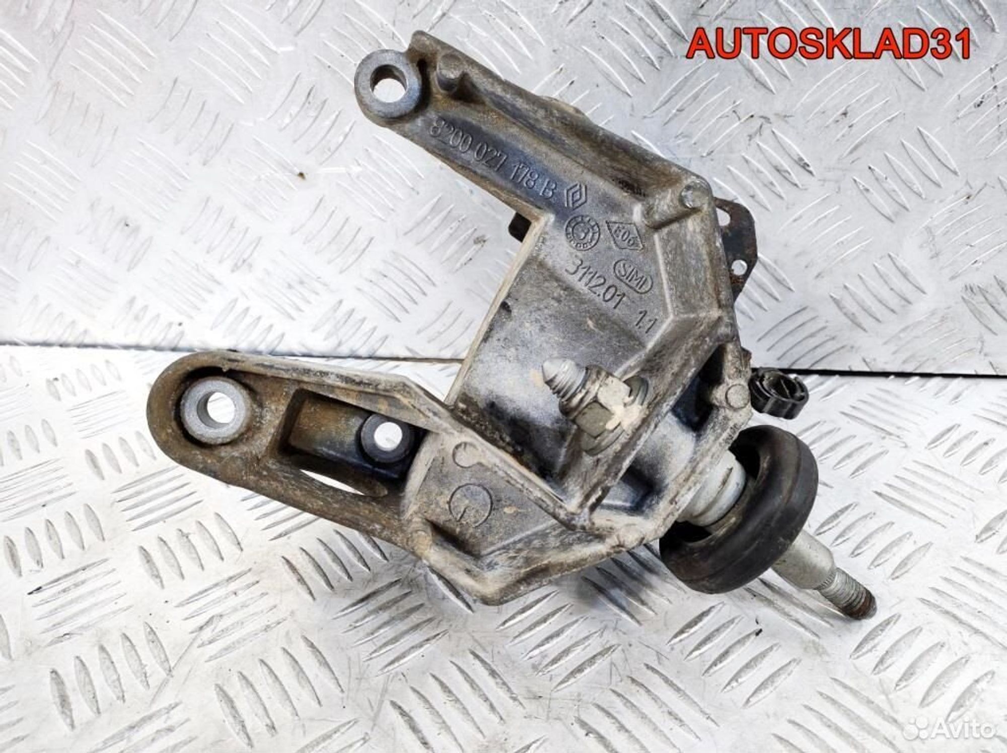 Кронштейн кпп Opel Movano 2,2 G9T 8200027178, 3200 рублей, Дубовое