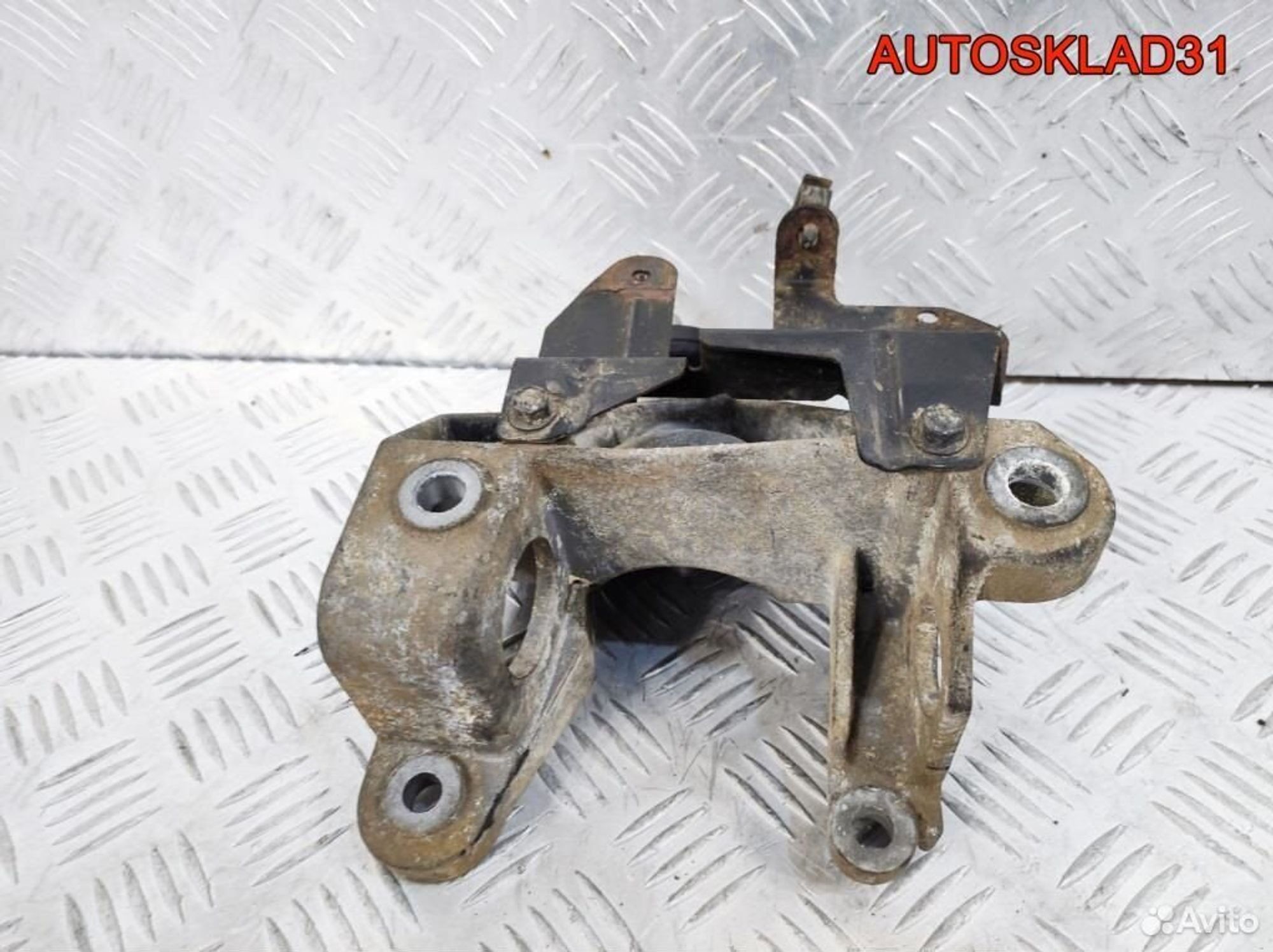 Кронштейн кпп Opel Movano 2,2 G9T 8200027178, 3200 рублей, Дубовое