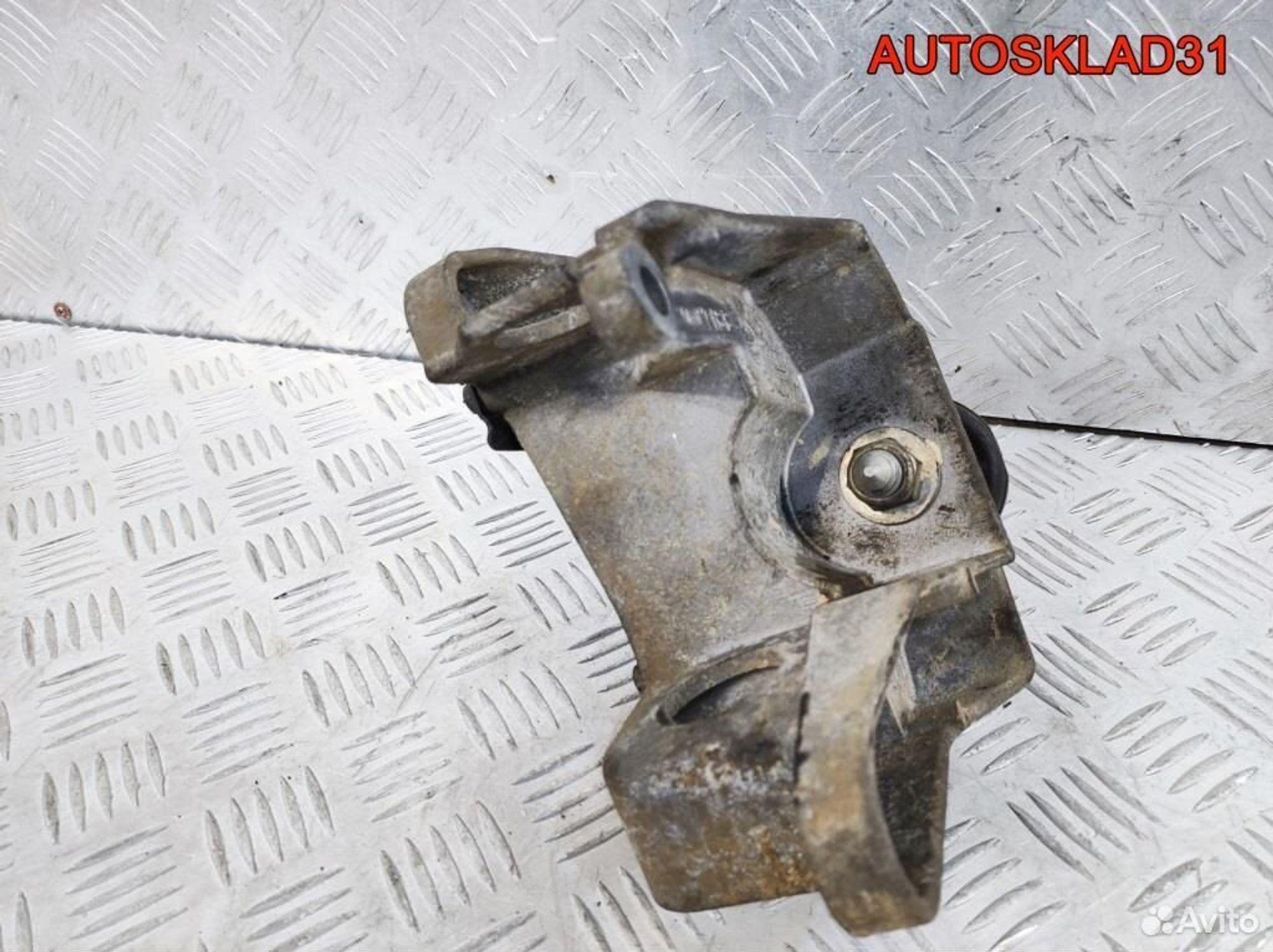 Кронштейн кпп Opel Movano 2,2 G9T 8200027178, 3200 рублей, Дубовое