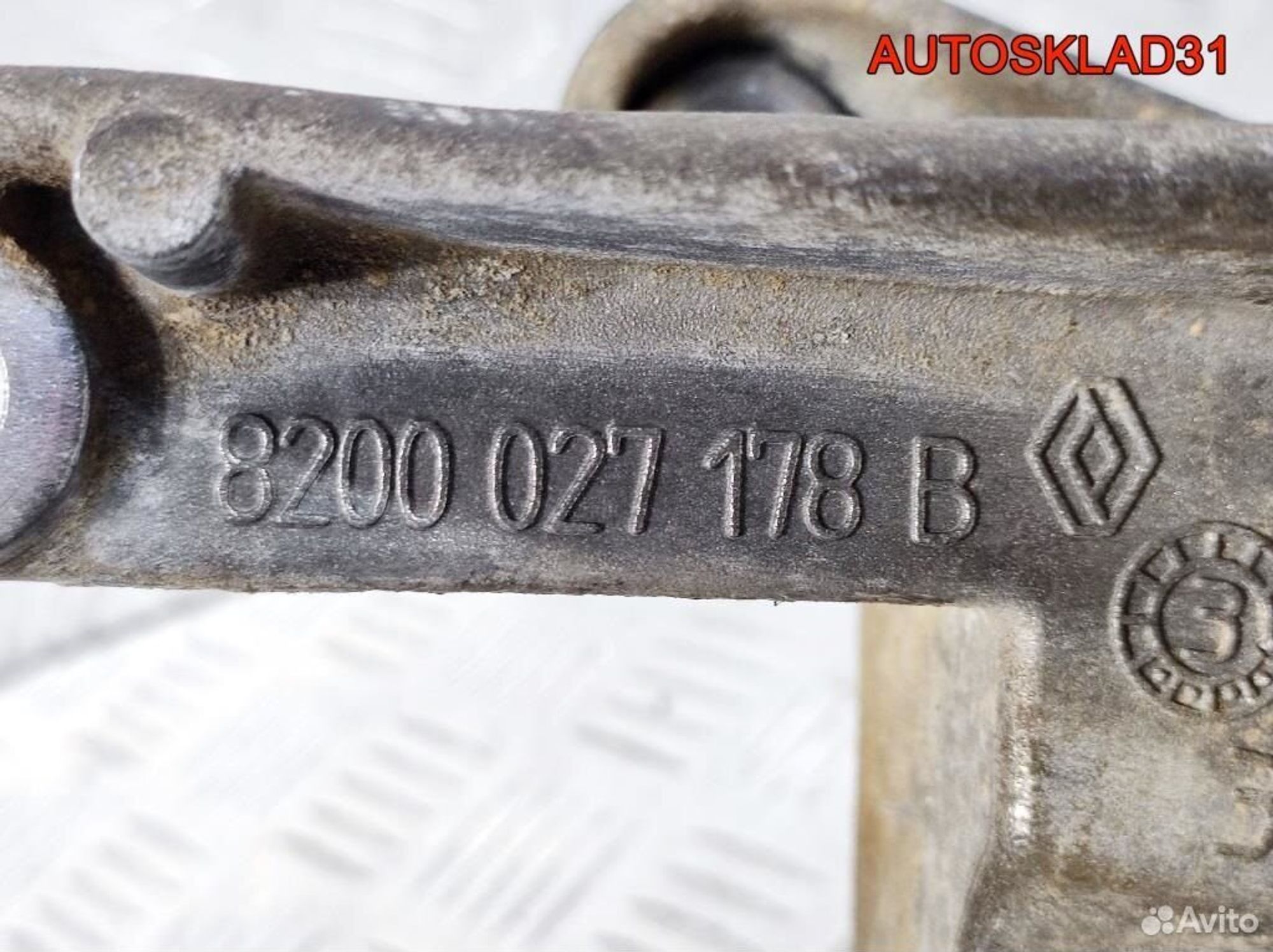 Кронштейн кпп Opel Movano 2,2 G9T 8200027178, 3200 рублей, Дубовое