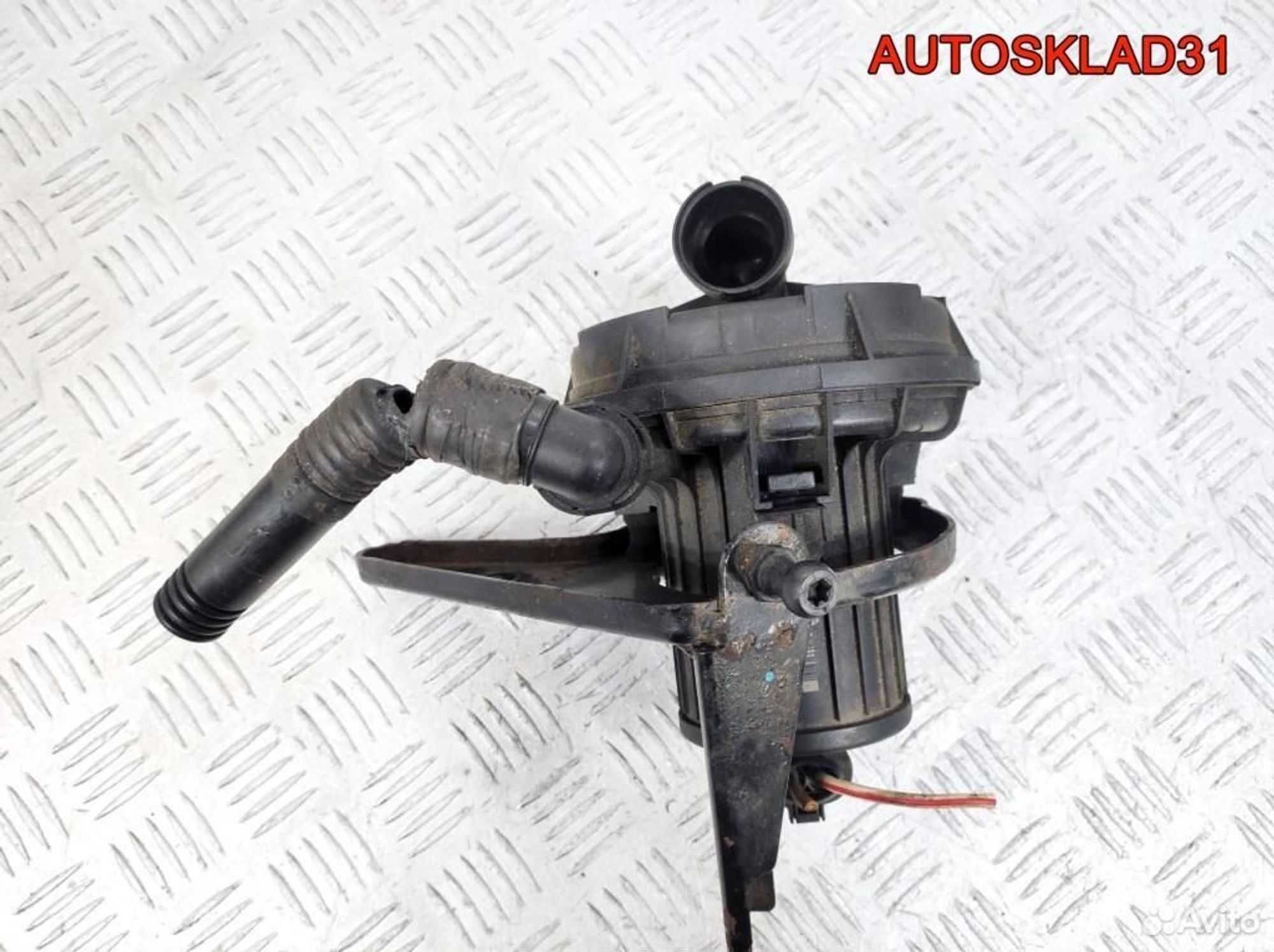 Насос воздушный EGR VW Passat B6 06A131333C, 2600 рублей, Дубовое