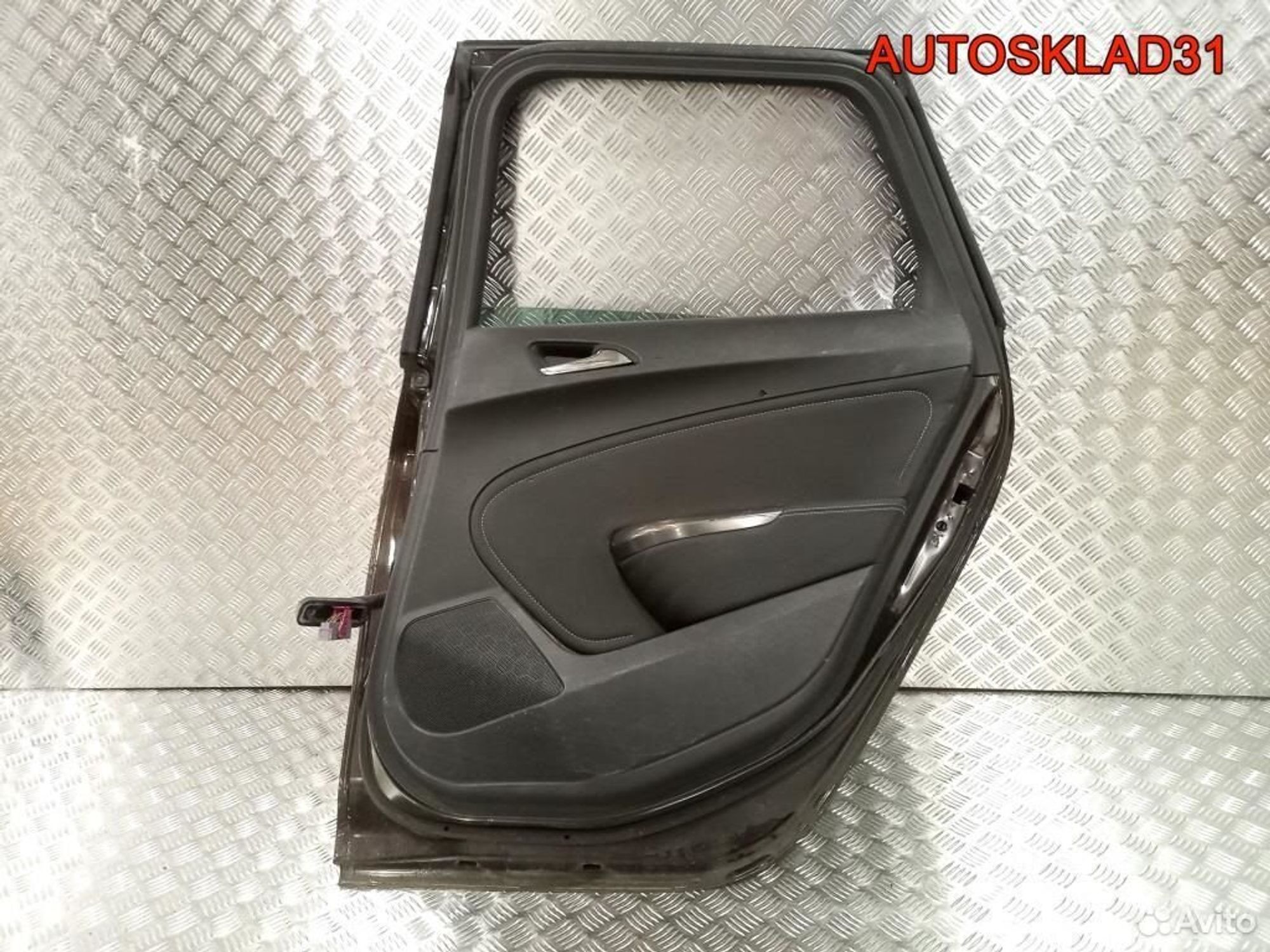 Дверь задняя правая Opel Astra J 13301547 Combi, 14300 рублей, Дубовое