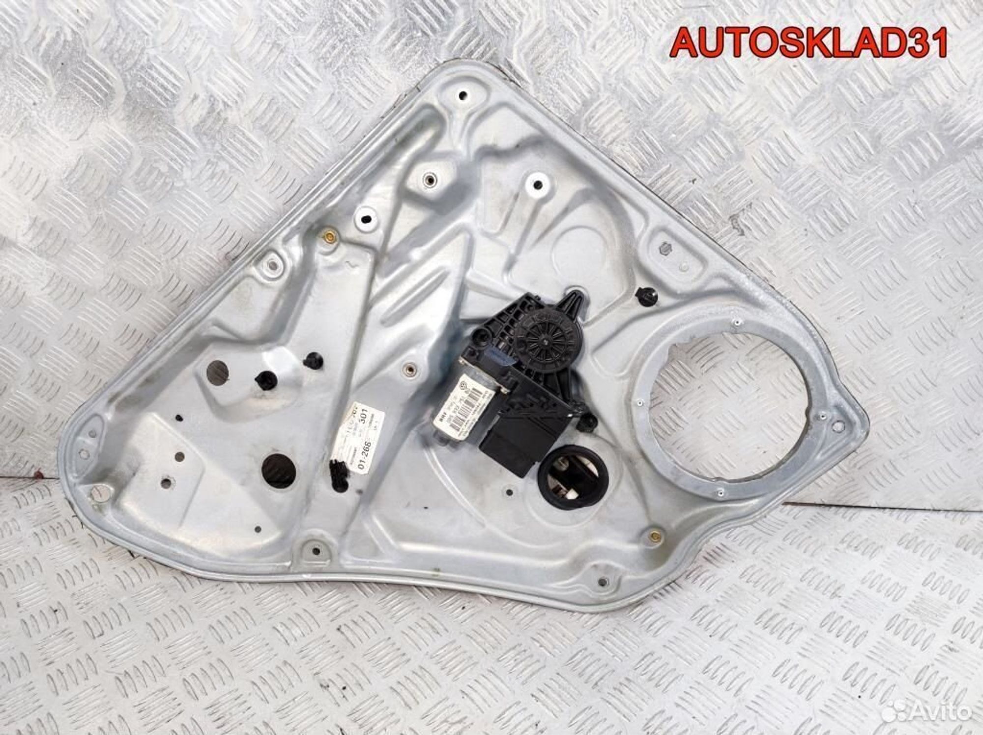 Стеклоподъемник задний левый Volkswagen Passat B5, 1700 рублей, Дубовое