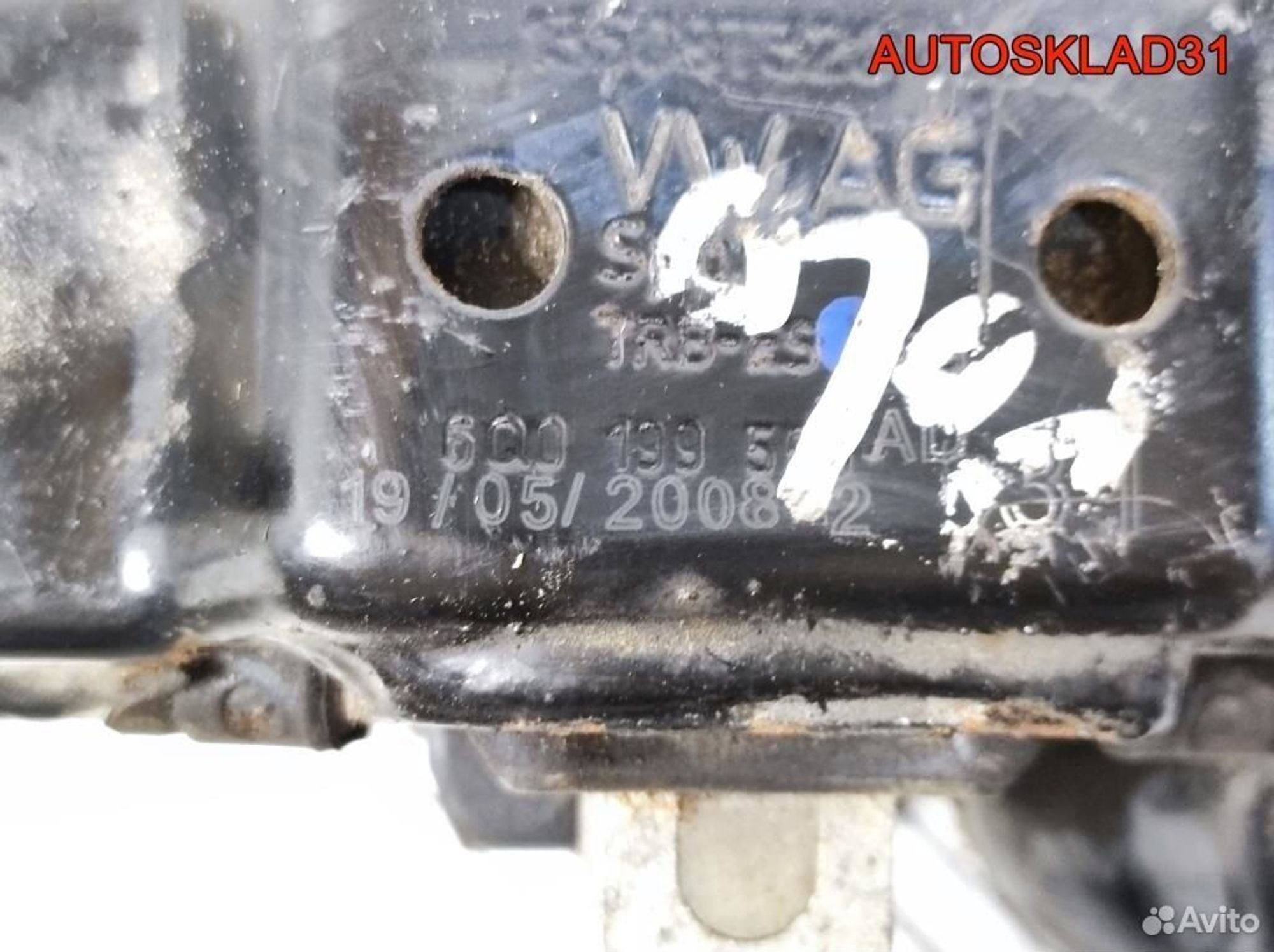 Опора кпп левая Volkswagen Polo 6Q0199555AD, 2600 рублей, Дубовое