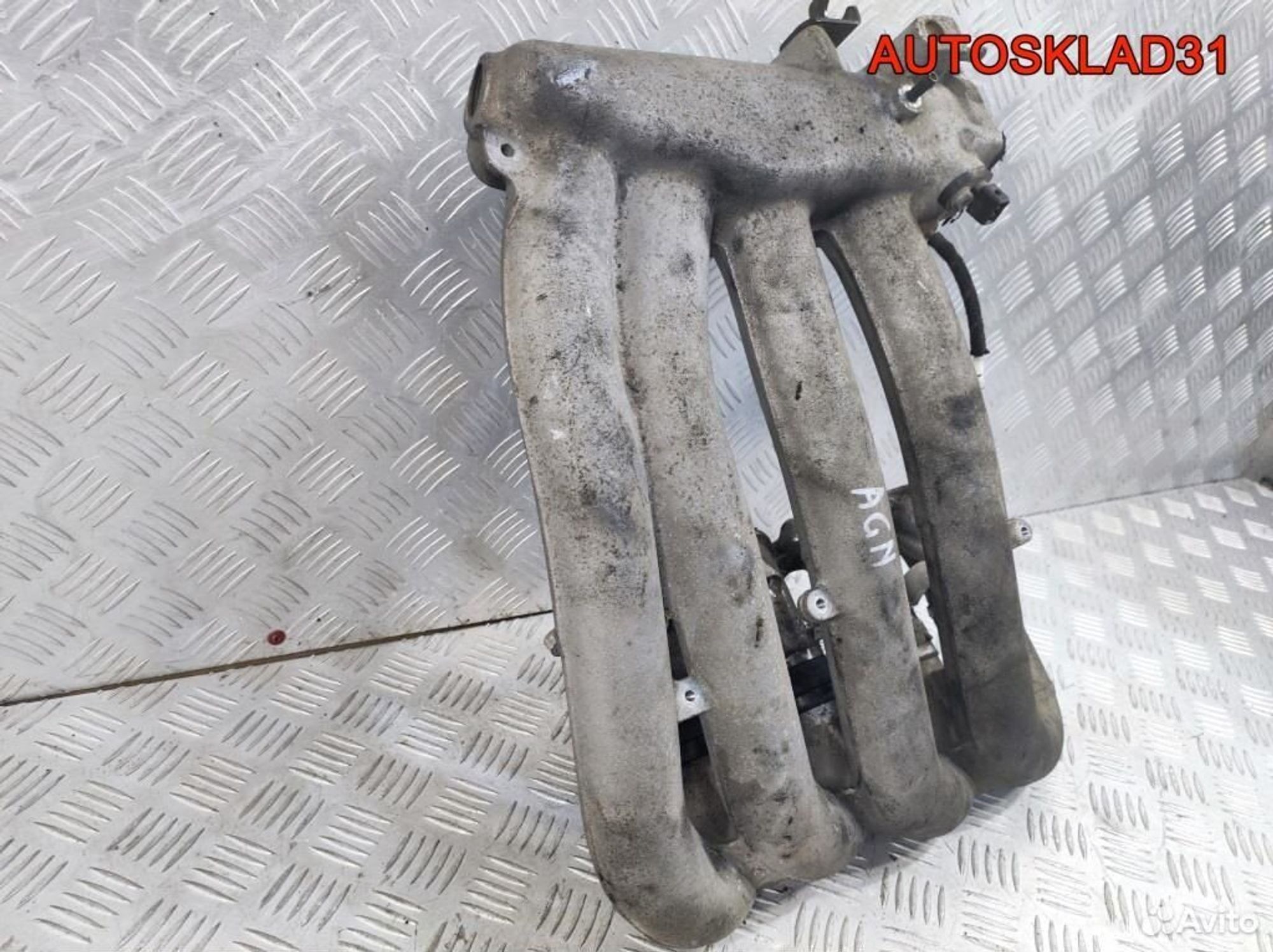 Коллектор впускной VW Golf 4 1.8 AGN 06A133223G, 2100 рублей, Дубовое