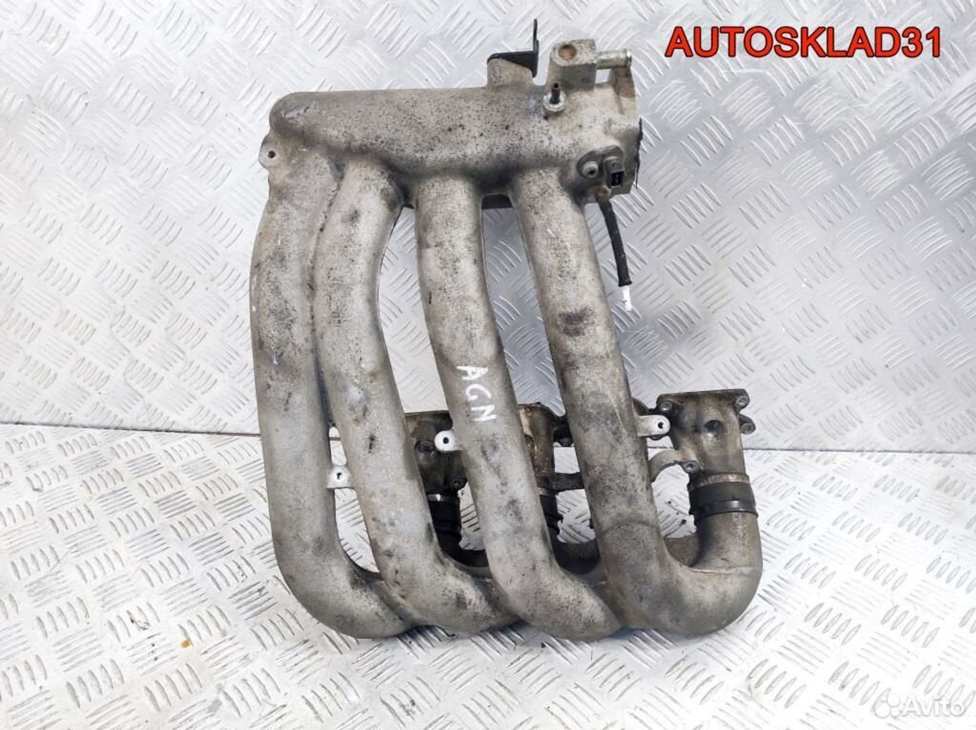 Коллектор впускной VW Golf 4 1.8 AGN 06A133223G, 2100 рублей, Дубовое