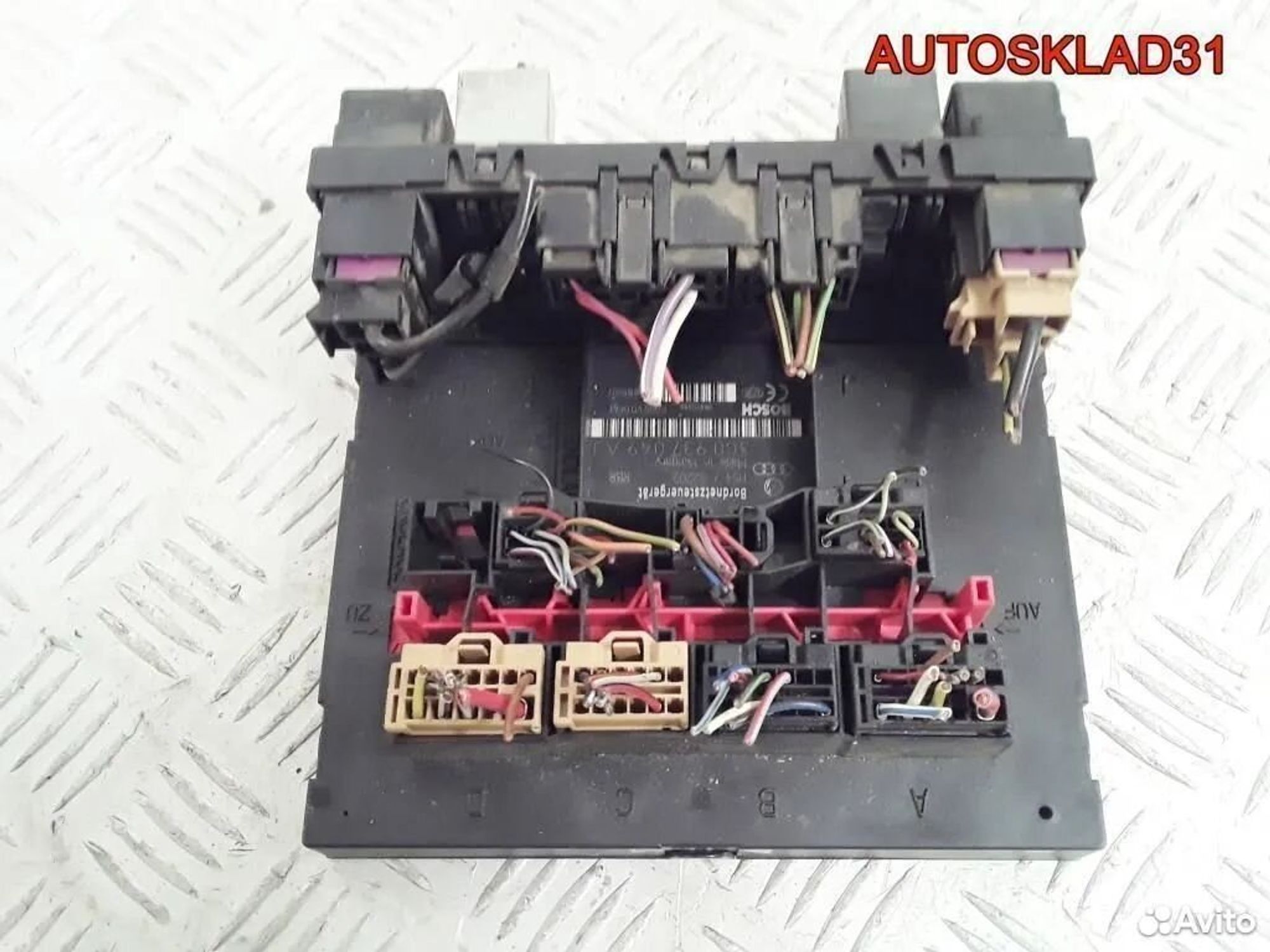 Блок комфорта Volkswagen Passat B6 3C0937049AJ, 2100 рублей, Дубовое