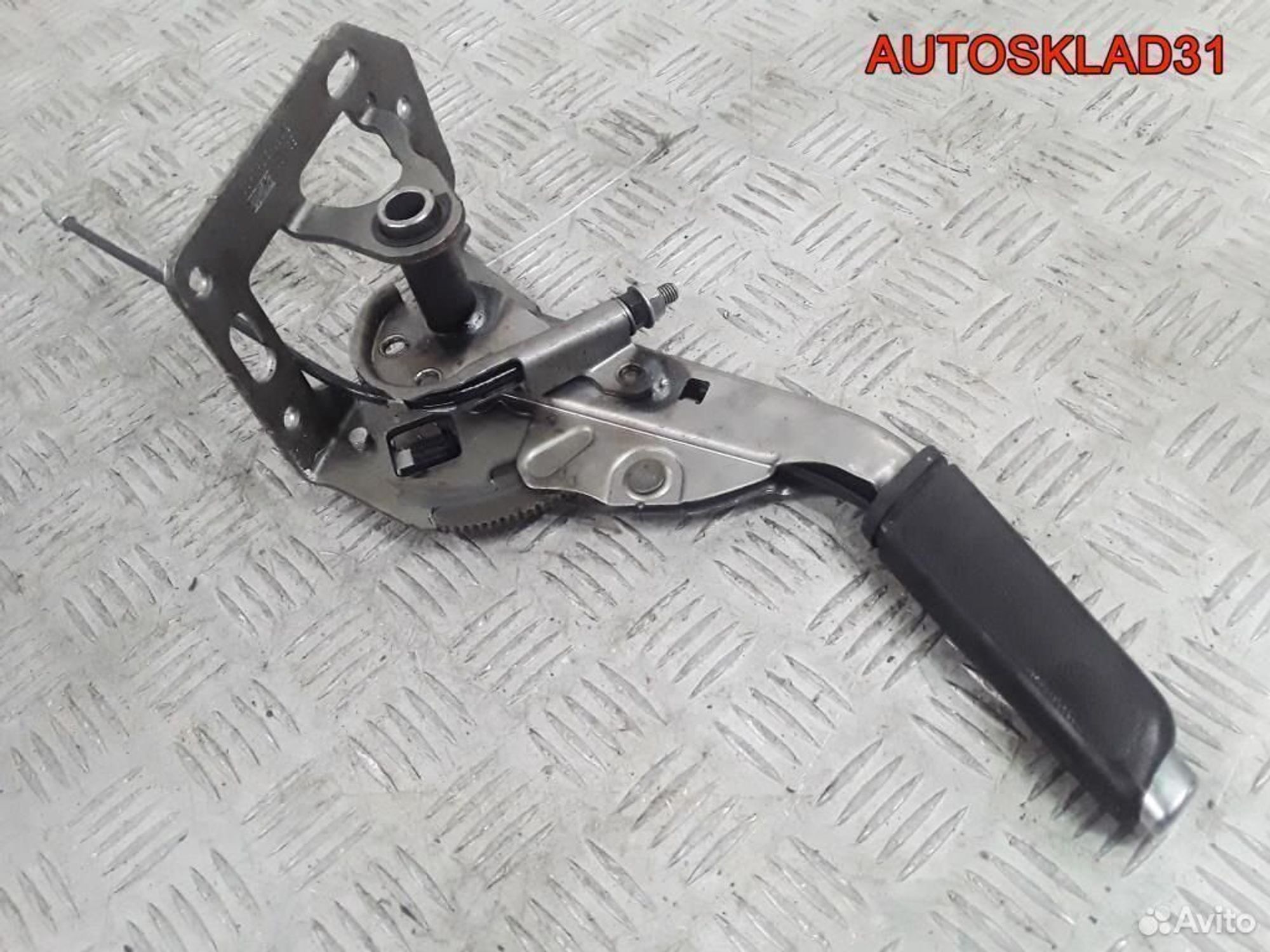 Рычаг стояночного тормоза Ford Focus 2 3M512780DB, 1200 рублей, Дубовое