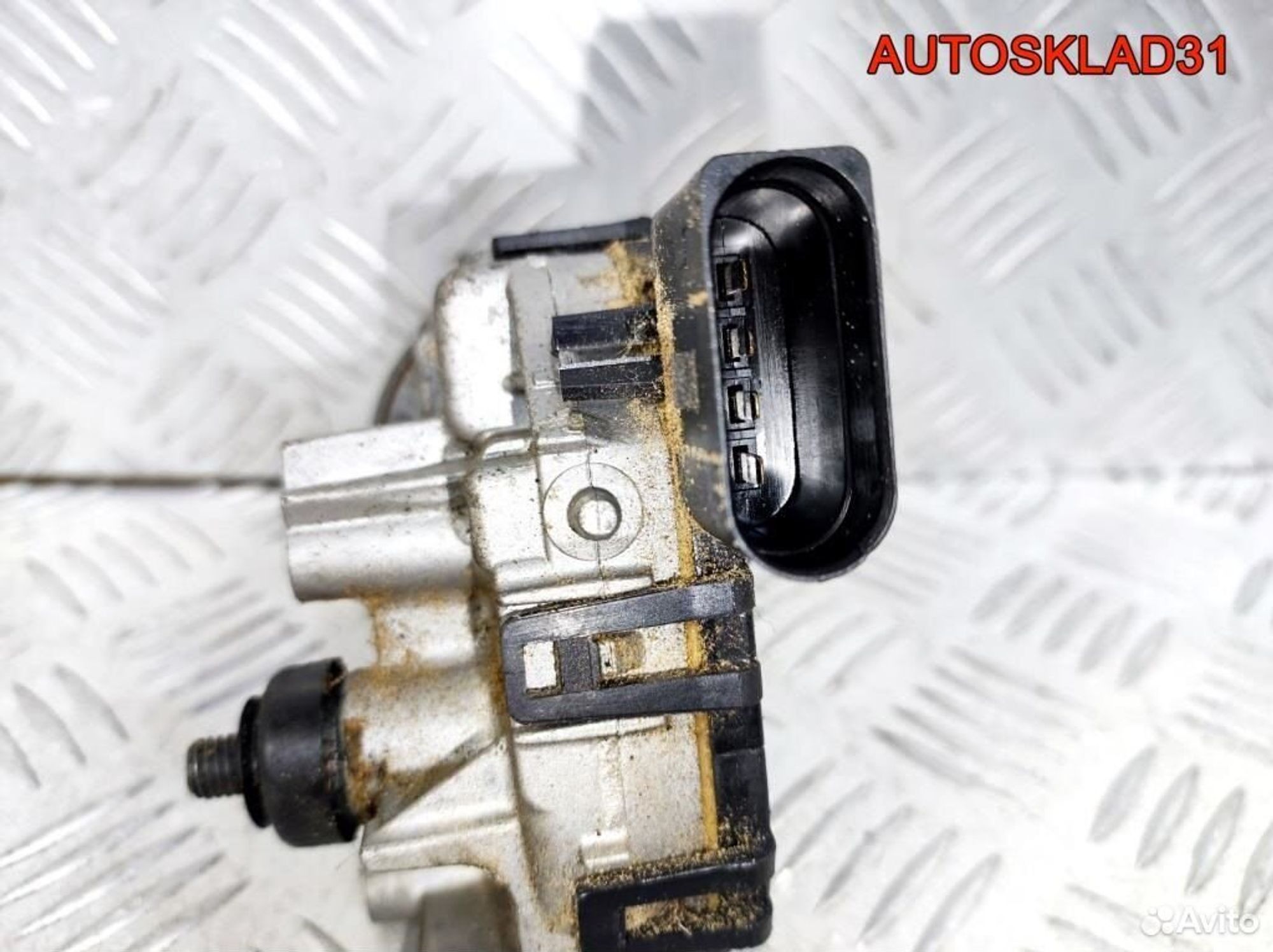 Моторчик стеклоочистителя Ford Fiesta 8A6117B571BA, 2100 рублей, Дубовое