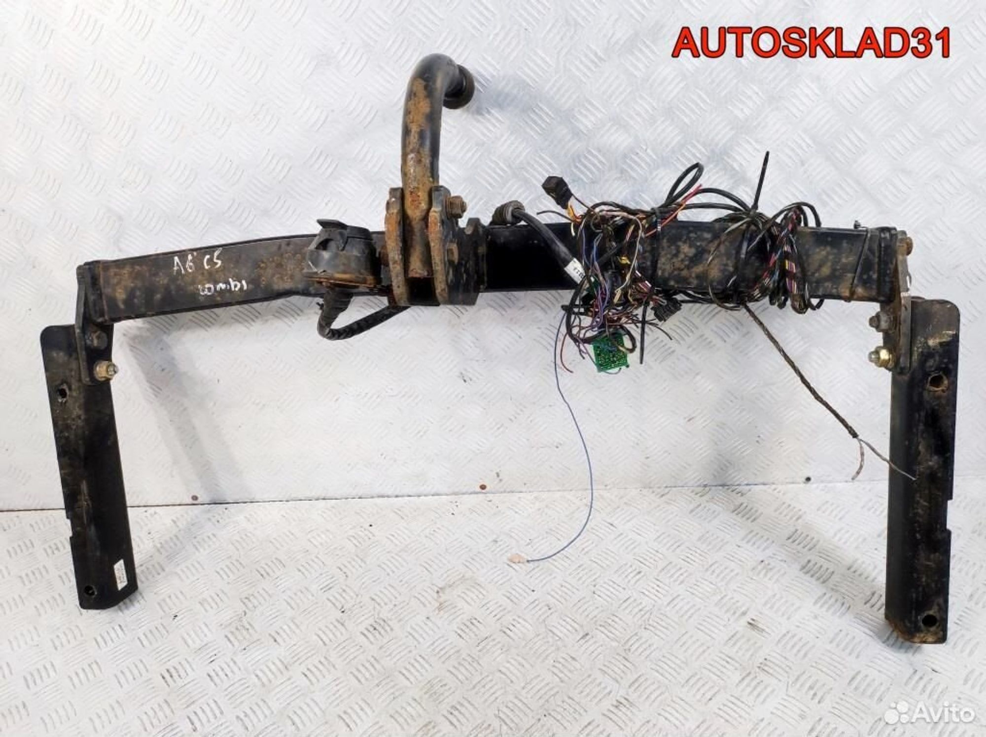 Фаркоп Audi A6 C5 Универсал, 12200 рублей, Дубовое