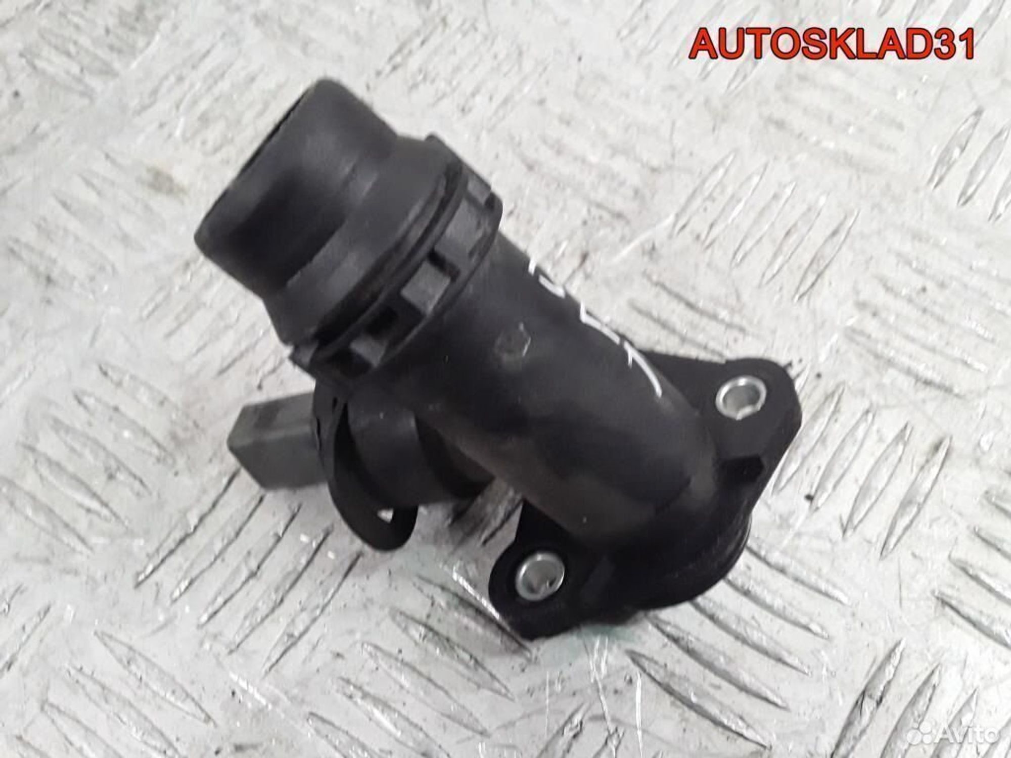 Фланец тройник VW Passat B6 2,0 BLR 06F121131C, 1100 рублей, Дубовое