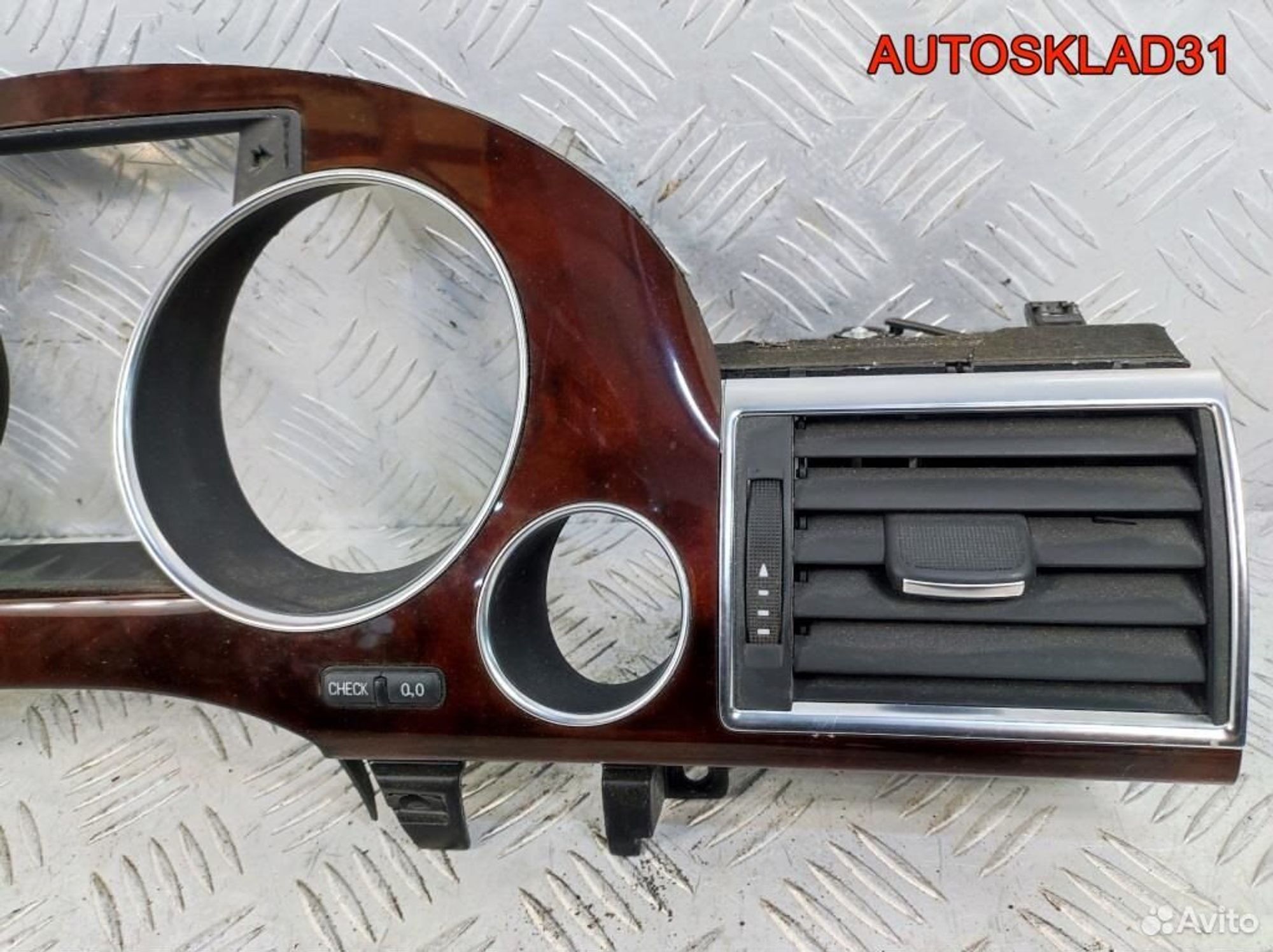 Накладка приборной панели Audi A8 D3 4E1857115, 2500 рублей, Дубовое