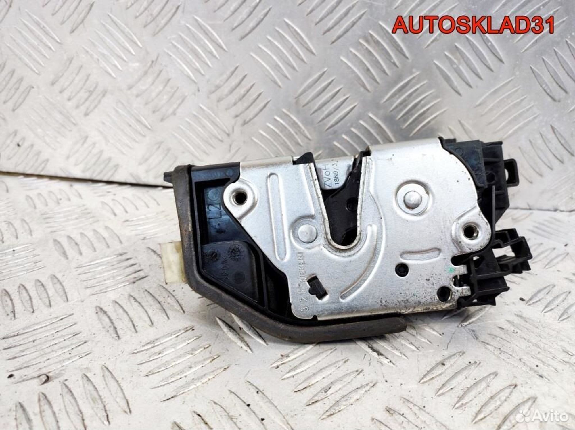 Замок двери передней левой BMW E90 51217229461, 6200 рублей, Дубовое