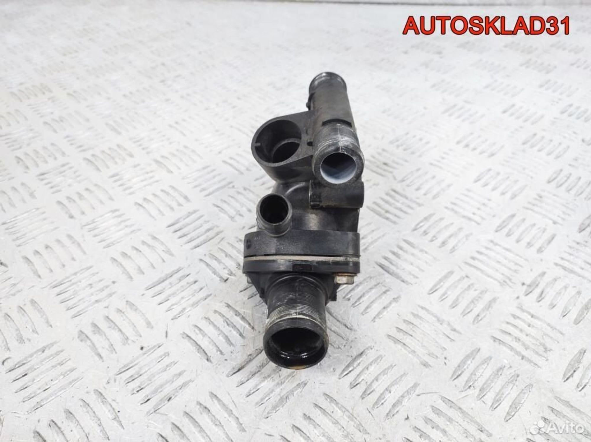 Корпус термостата Volvo V40 F9Q 8200065390, 1700 рублей, Дубовое