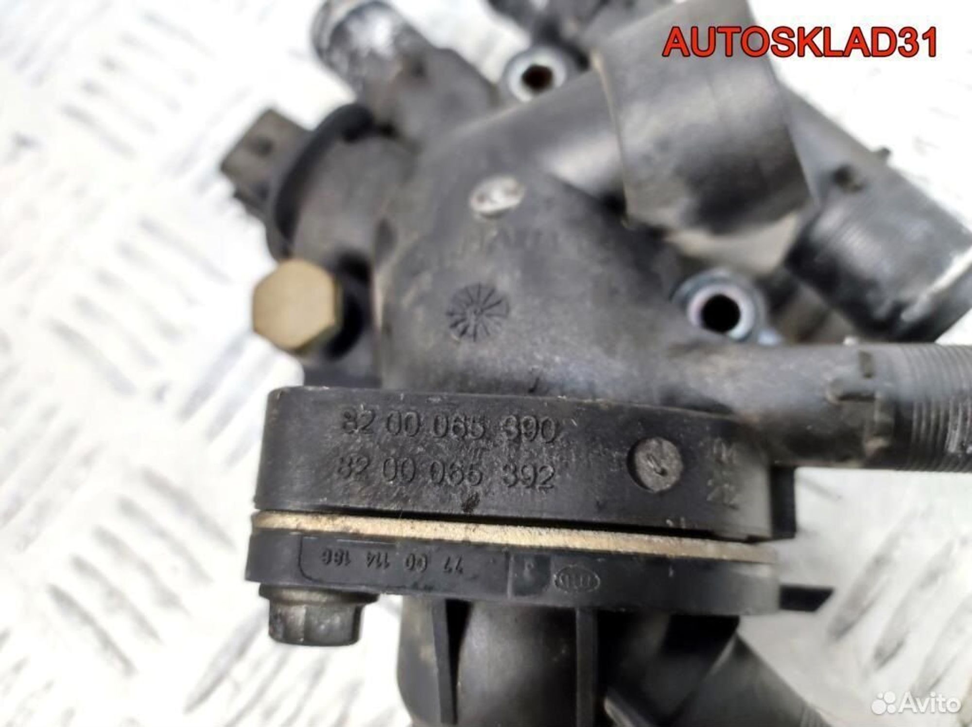 Корпус термостата Volvo V40 F9Q 8200065390, 1700 рублей, Дубовое