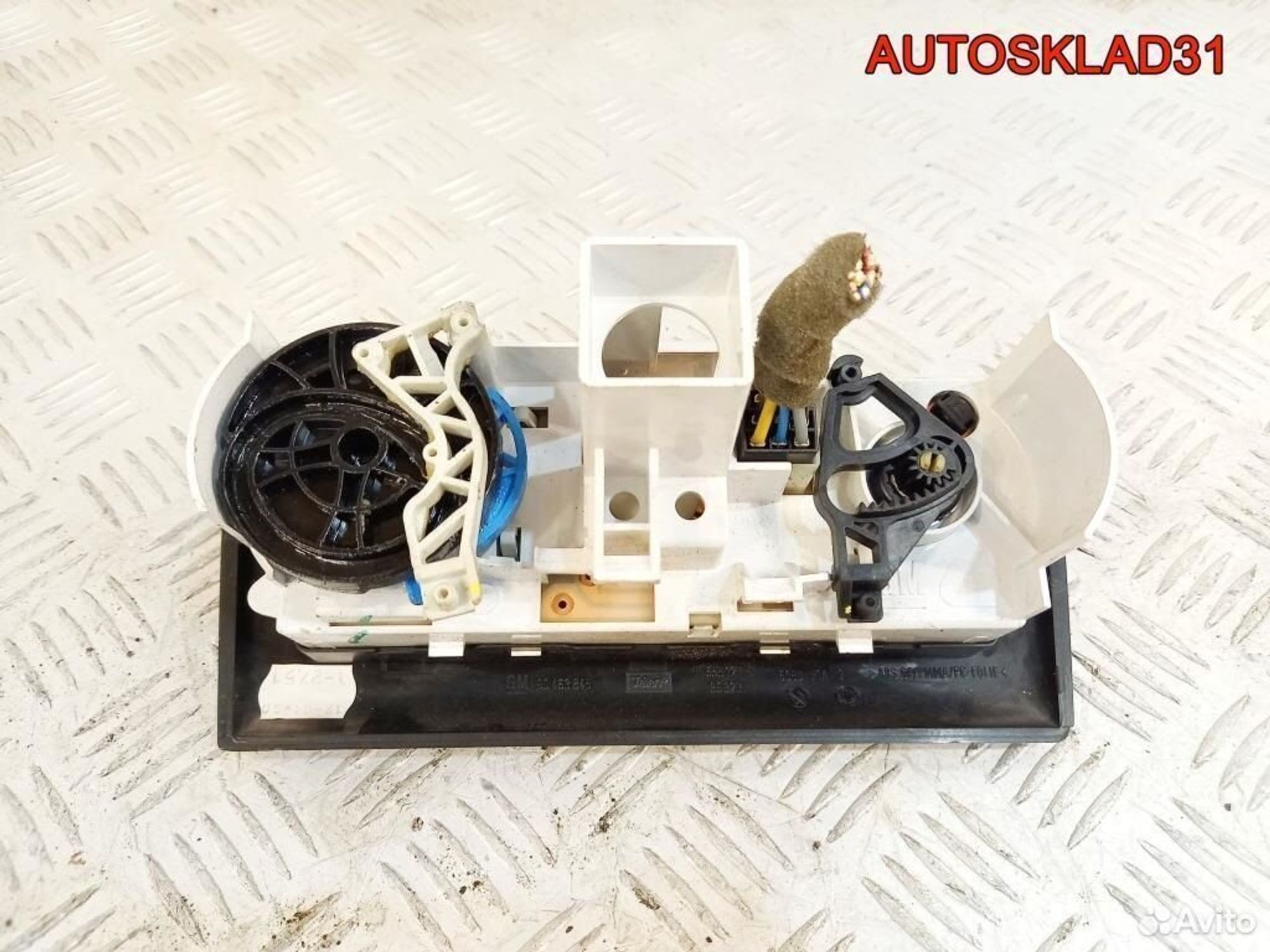 Блок управления отопителем Opel Vectra B 90586319, 900 рублей, Дубовое